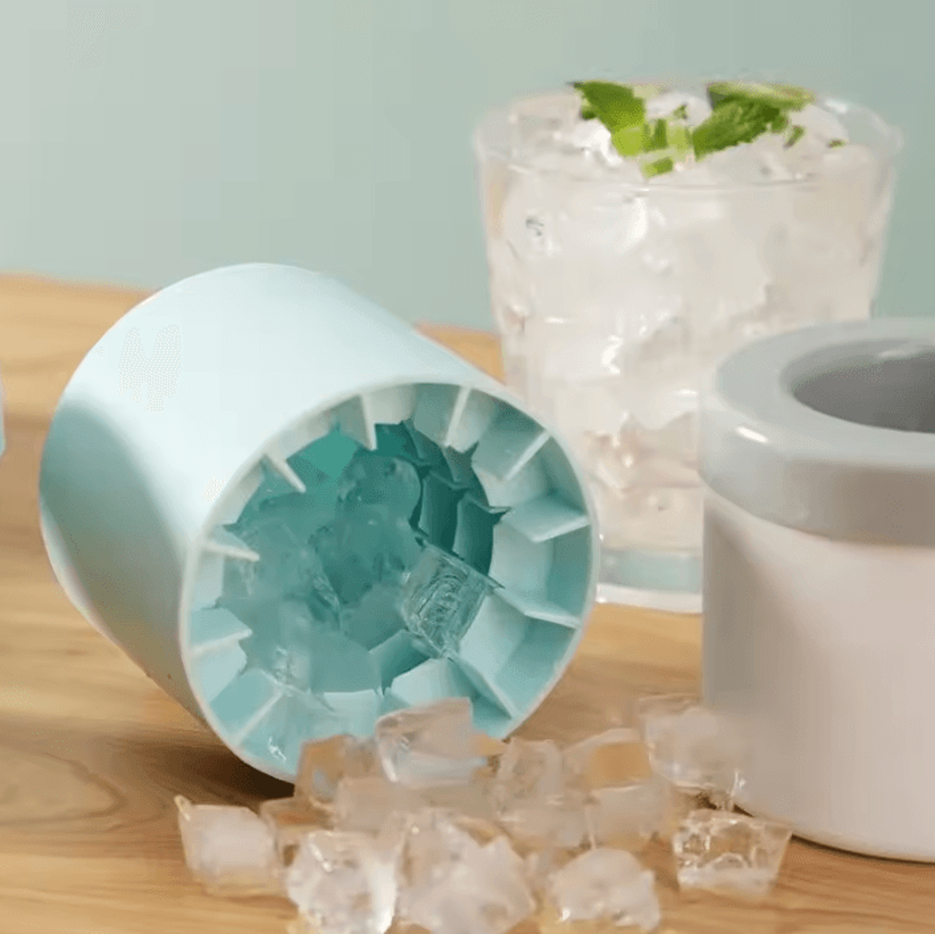 Silicone Round Ice Cube Mold  DIY Ice Ball Maker For Summer Drinks  Bar Use 4
