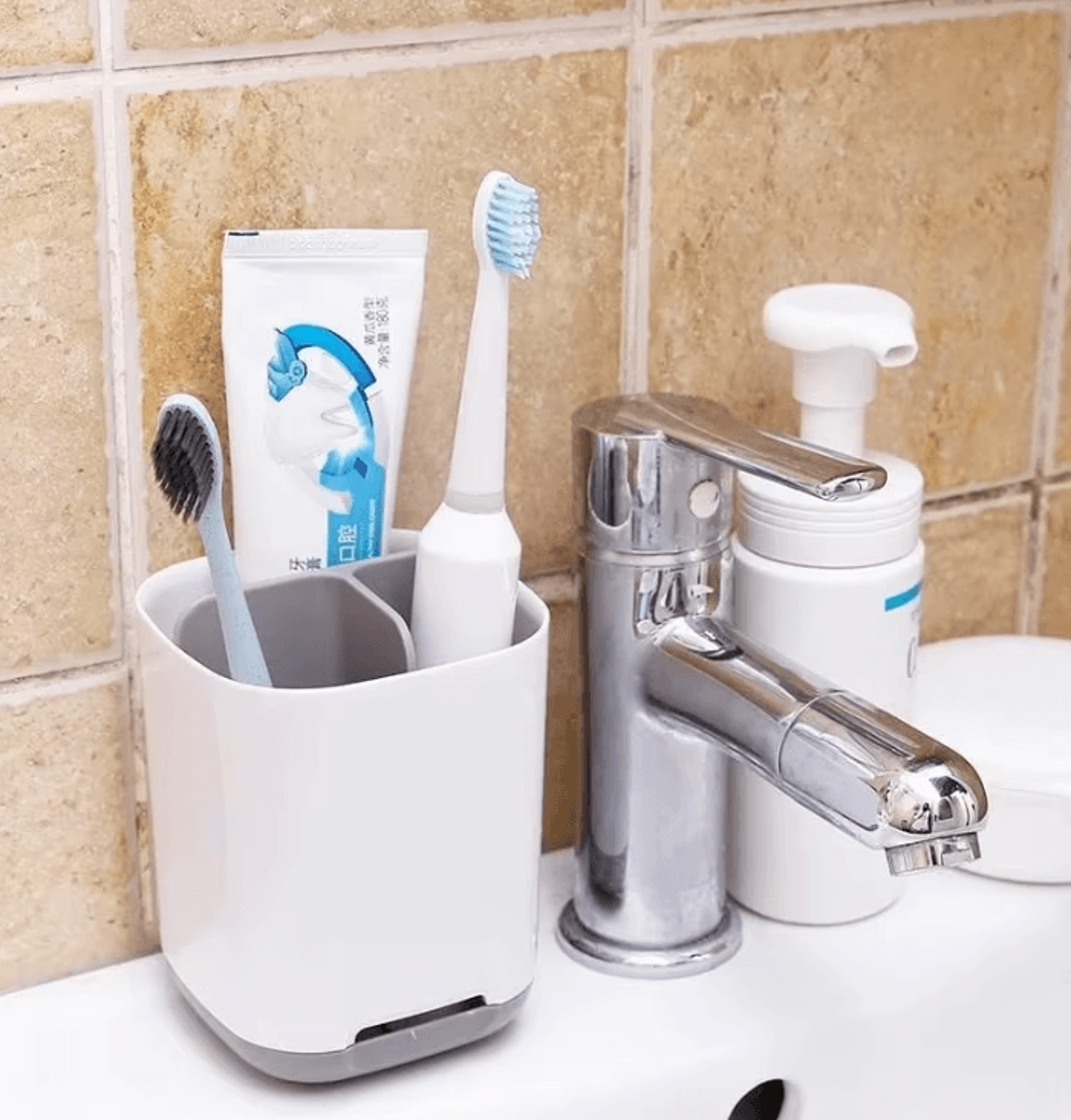 Toothbrush Holder Rack  Plastic Electric Toothbrush  Toothpaste Storage Organizer For Bathroom 1