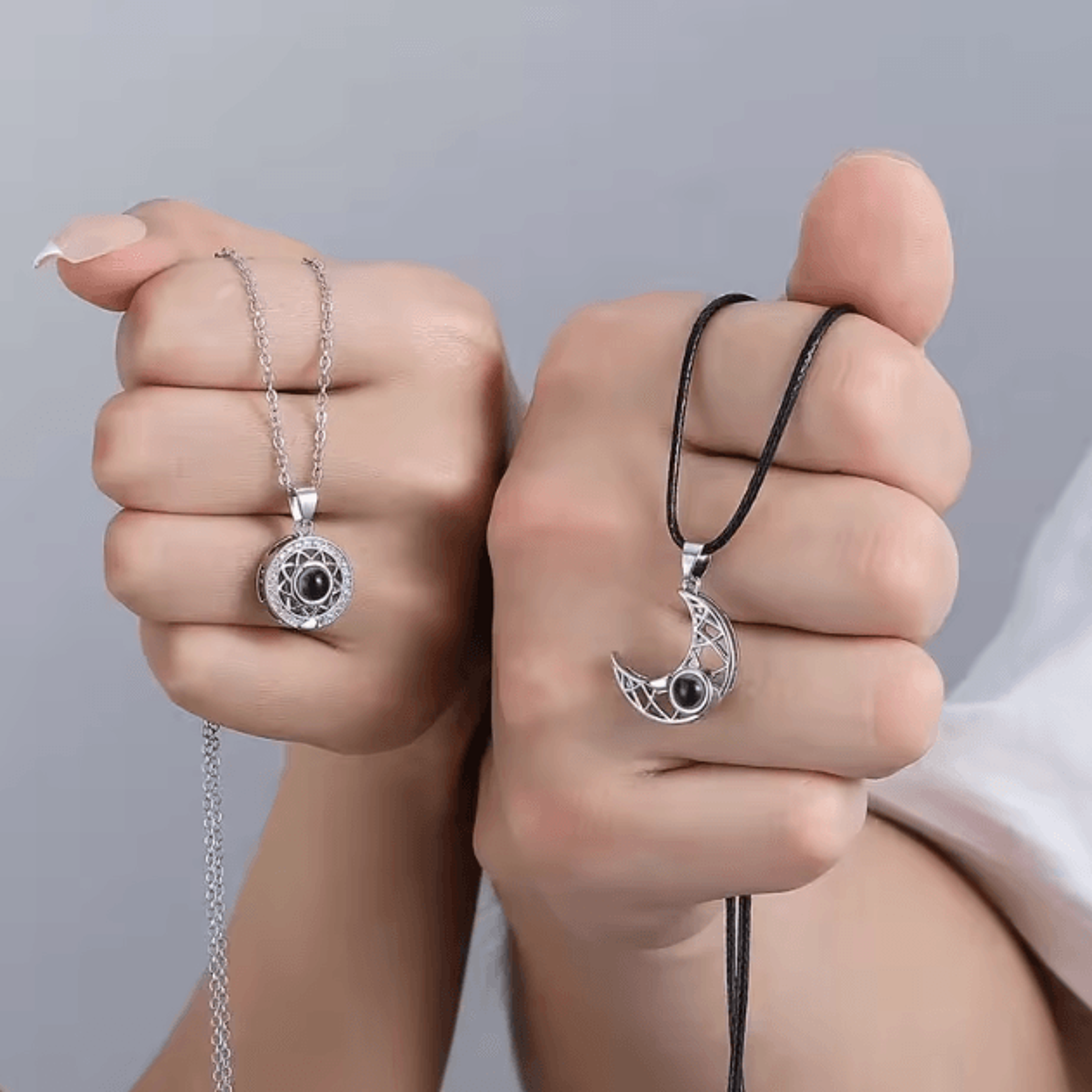 EternalBond 2Piece Magnetic Couple Necklace  I Love You In 100 Languages Projection Heart Set 3