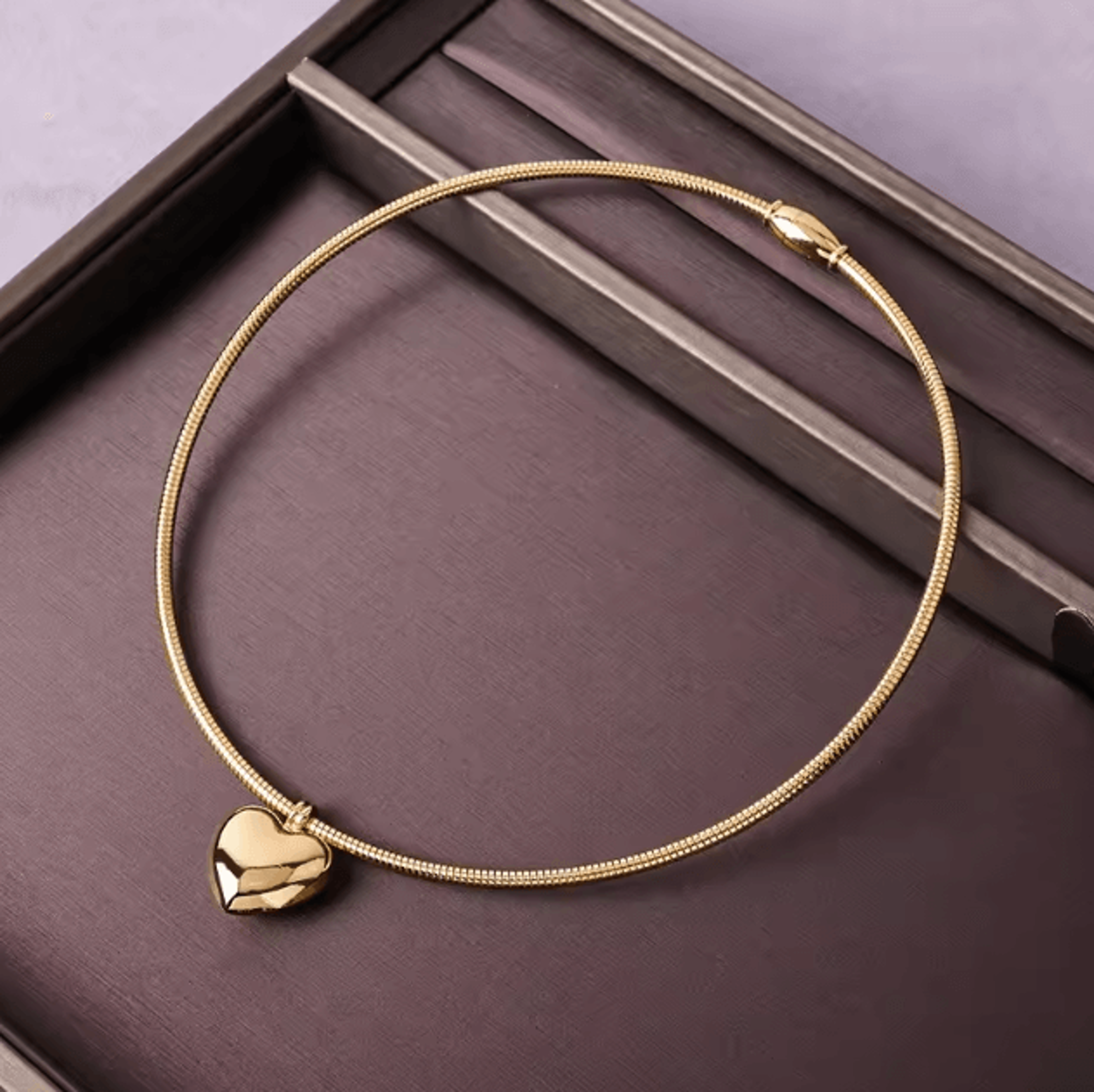 EuroCharm HeartShaped Magnetic Attraction Necklace  Snake Bone Chain Pendant For Women  Couples 4