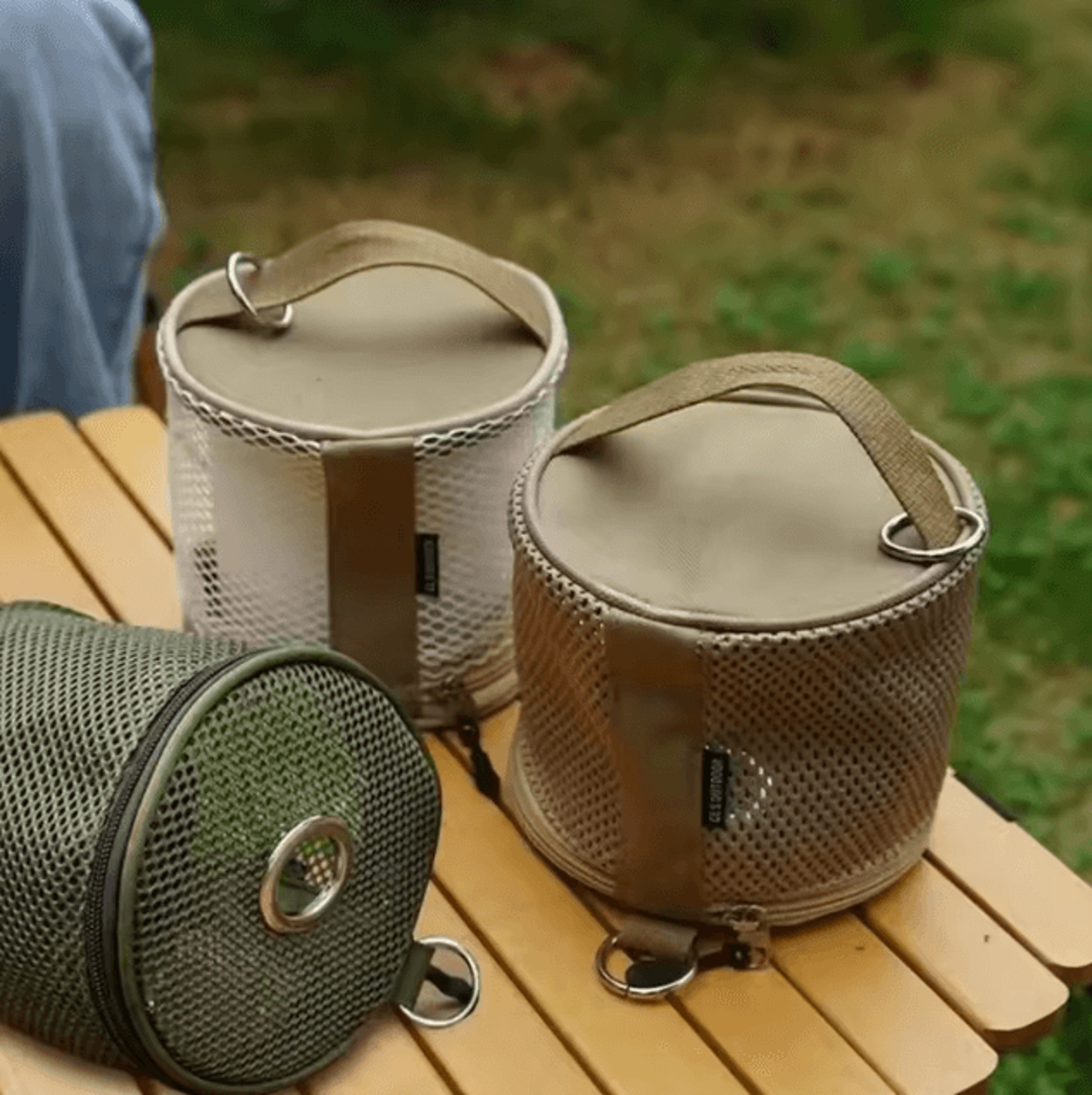 portable outdoor camping tissue holder with hook – hanging napkin storage bag