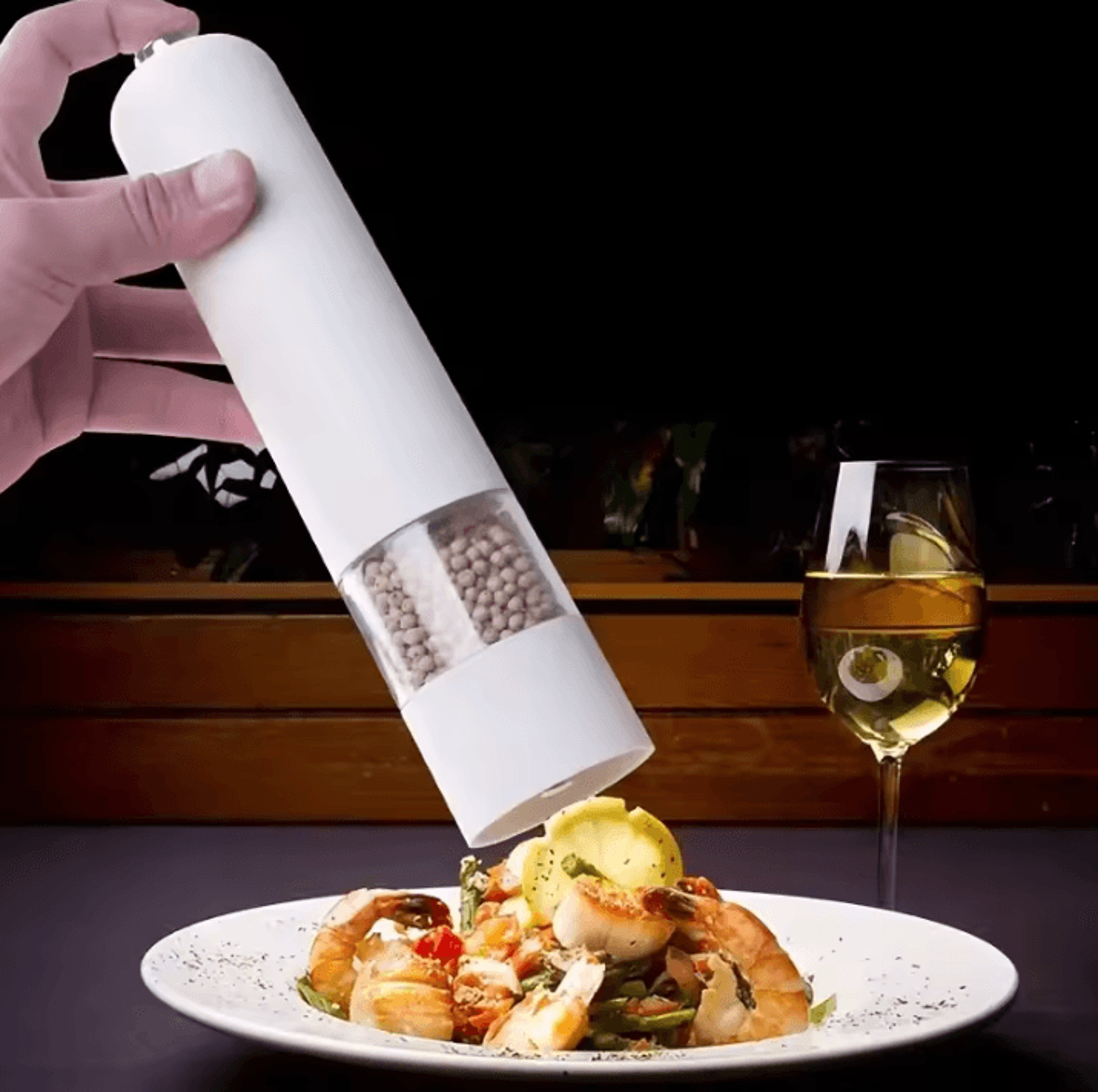 automatic electric salt and pepper grinder set – adjustable coarseness usb rechargeable spice mill