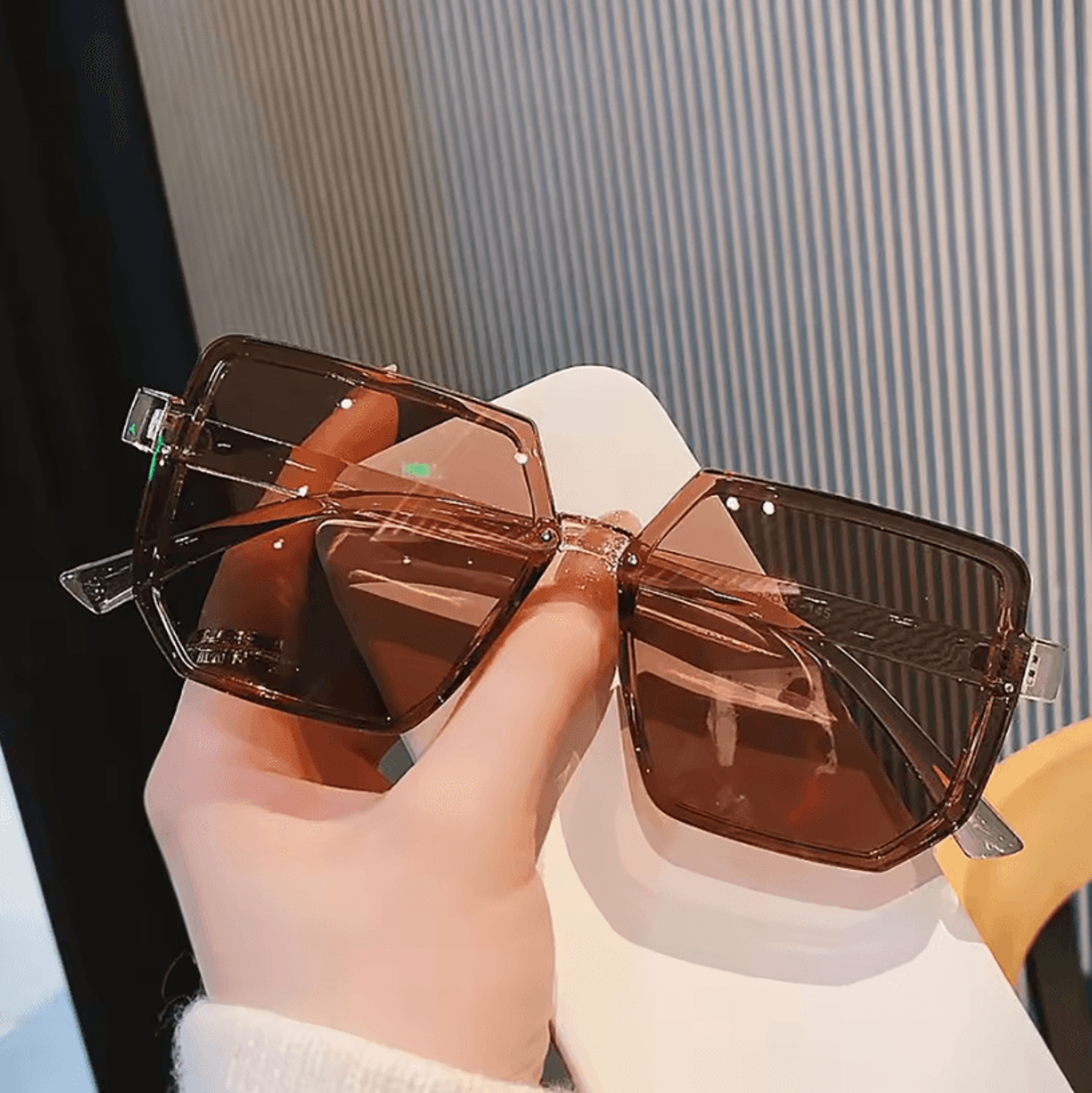 Retro Oversized Square Sunglasses  Vintage Polygon Frame UV Protection Shades For Men  Women 1