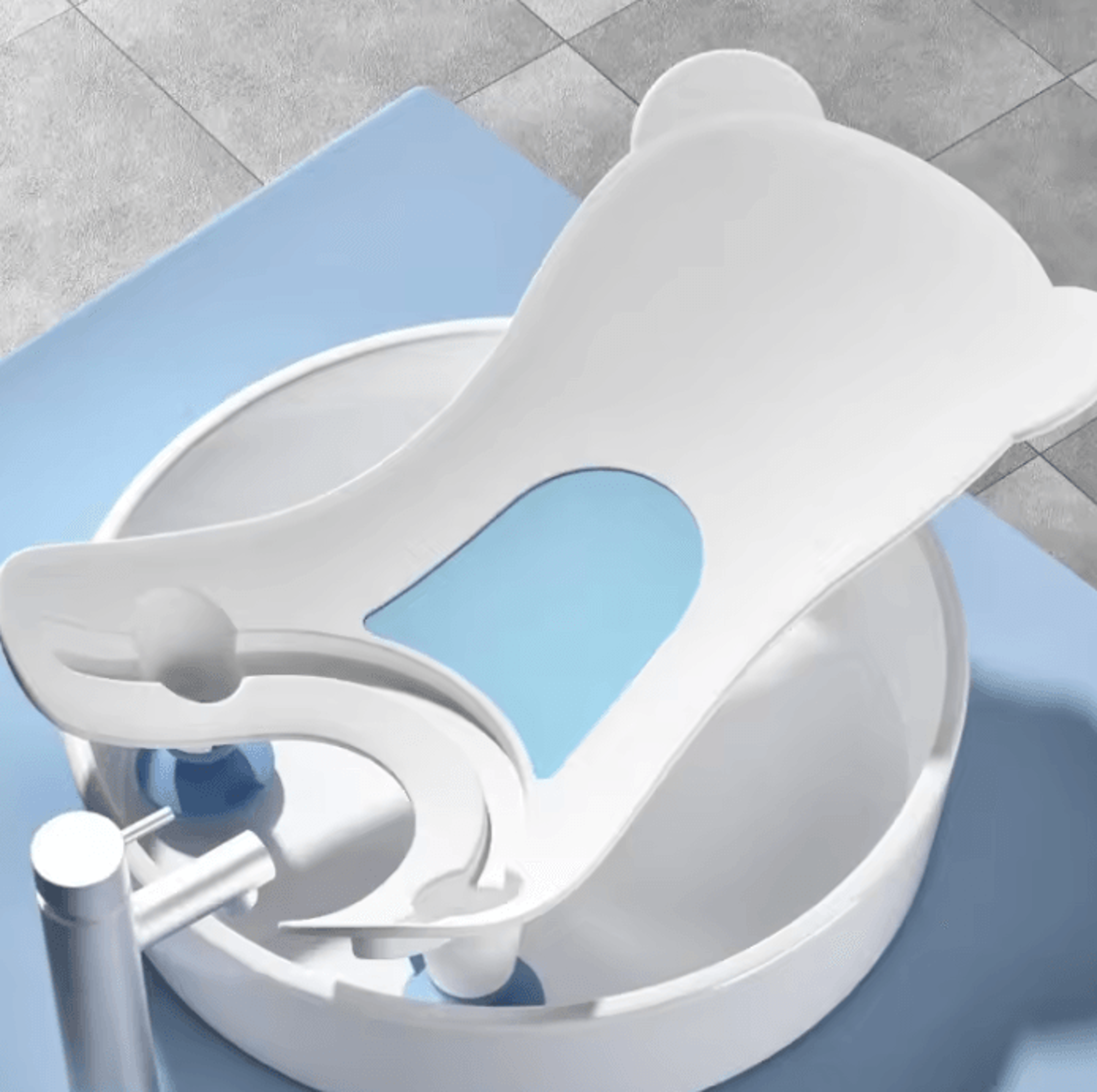ergonomic baby butt washing basin for safe & gentle newborn cleaning