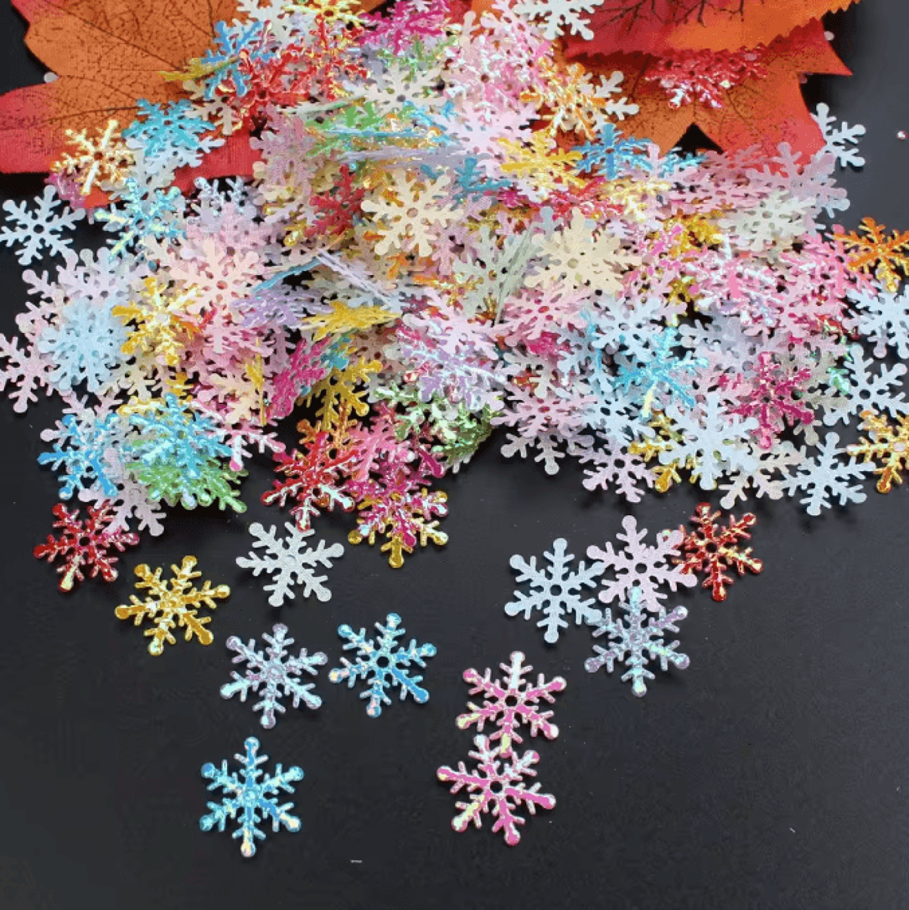 Product Name Sparkling Christmas Snowflake Confetti Set  300pcs Winter Party  Table Decorations 3