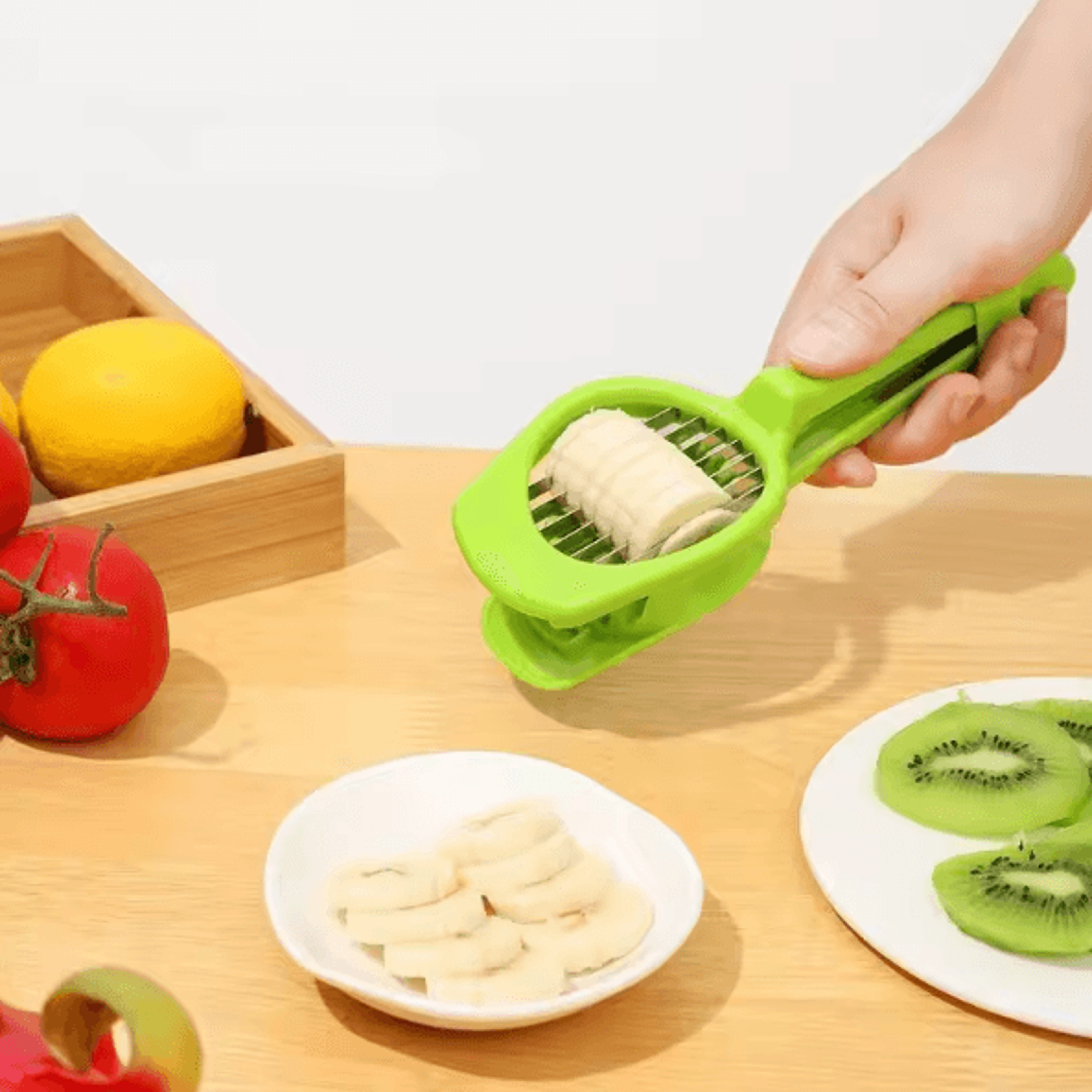 MultiFunction Banana  Fruit Vegetable Slicer  Portable Manual Salad Cutter Tool 3
