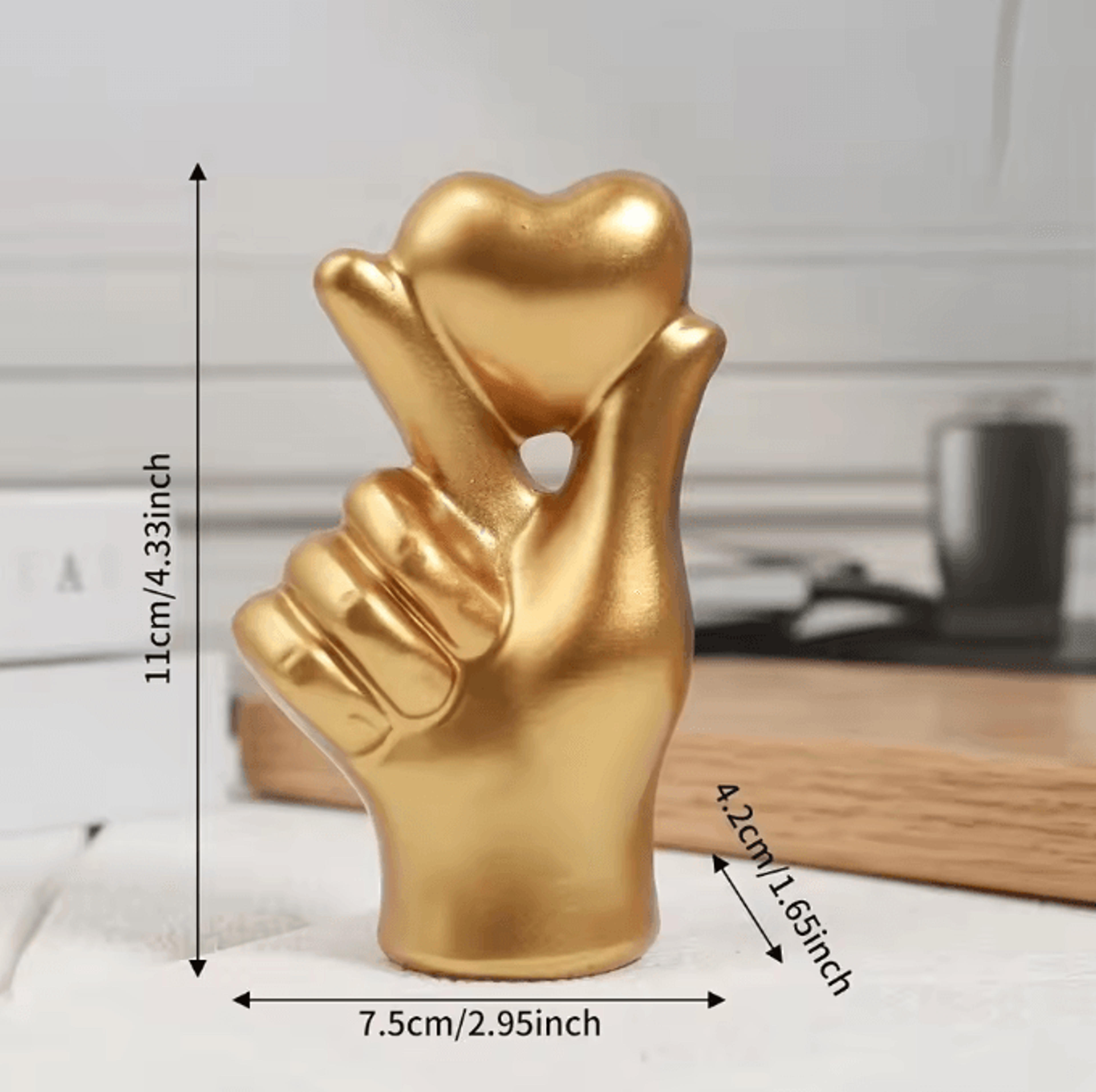 Romantic Love Gesture Resin Ornament  Minimalist Valentines Day Couple Sculpture For Bedroom  Desk  3