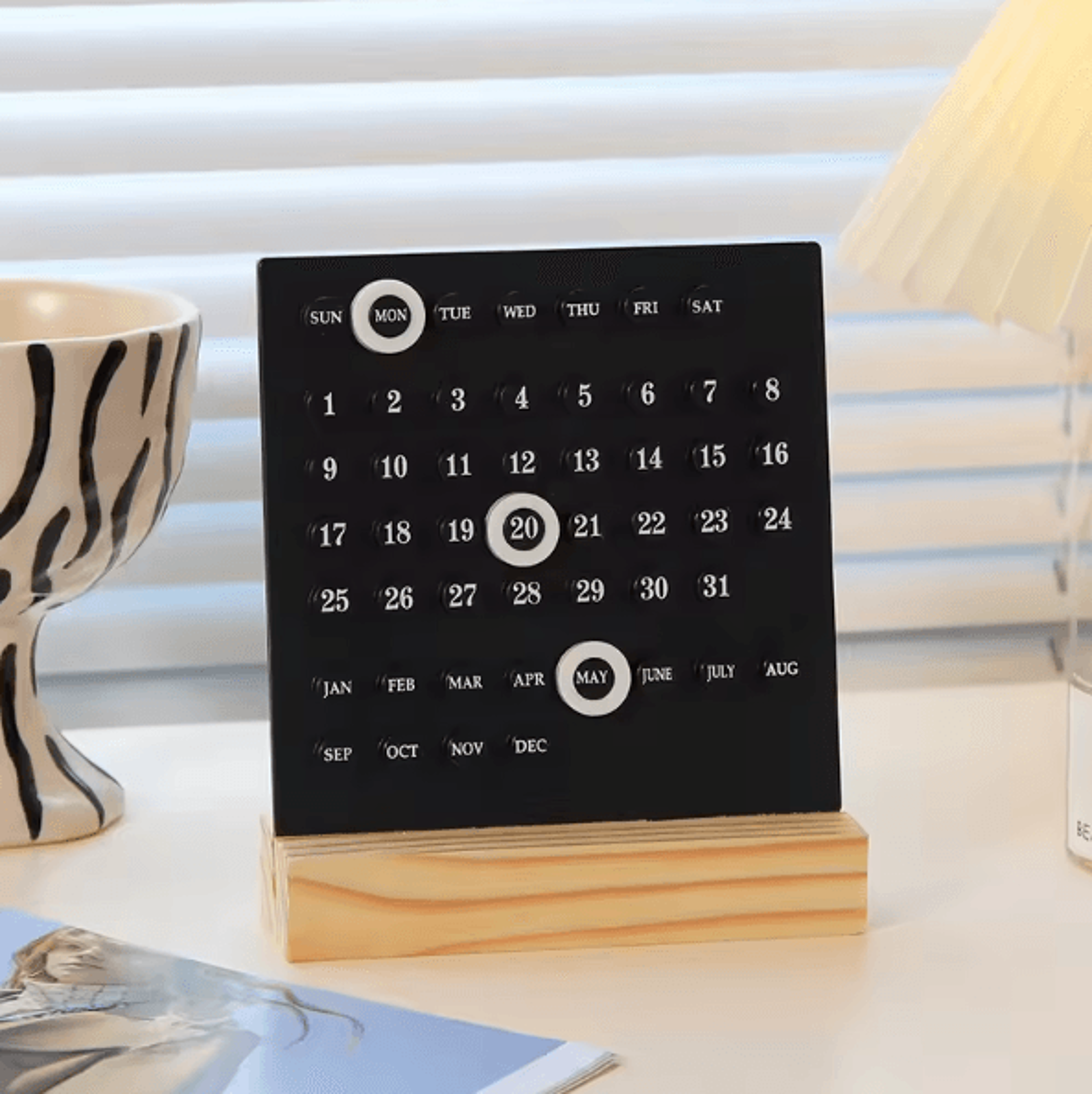 Modern Minimalist Perpetual Desk Calendar  Creative Plastic Desktop Decor For Home  Office 3