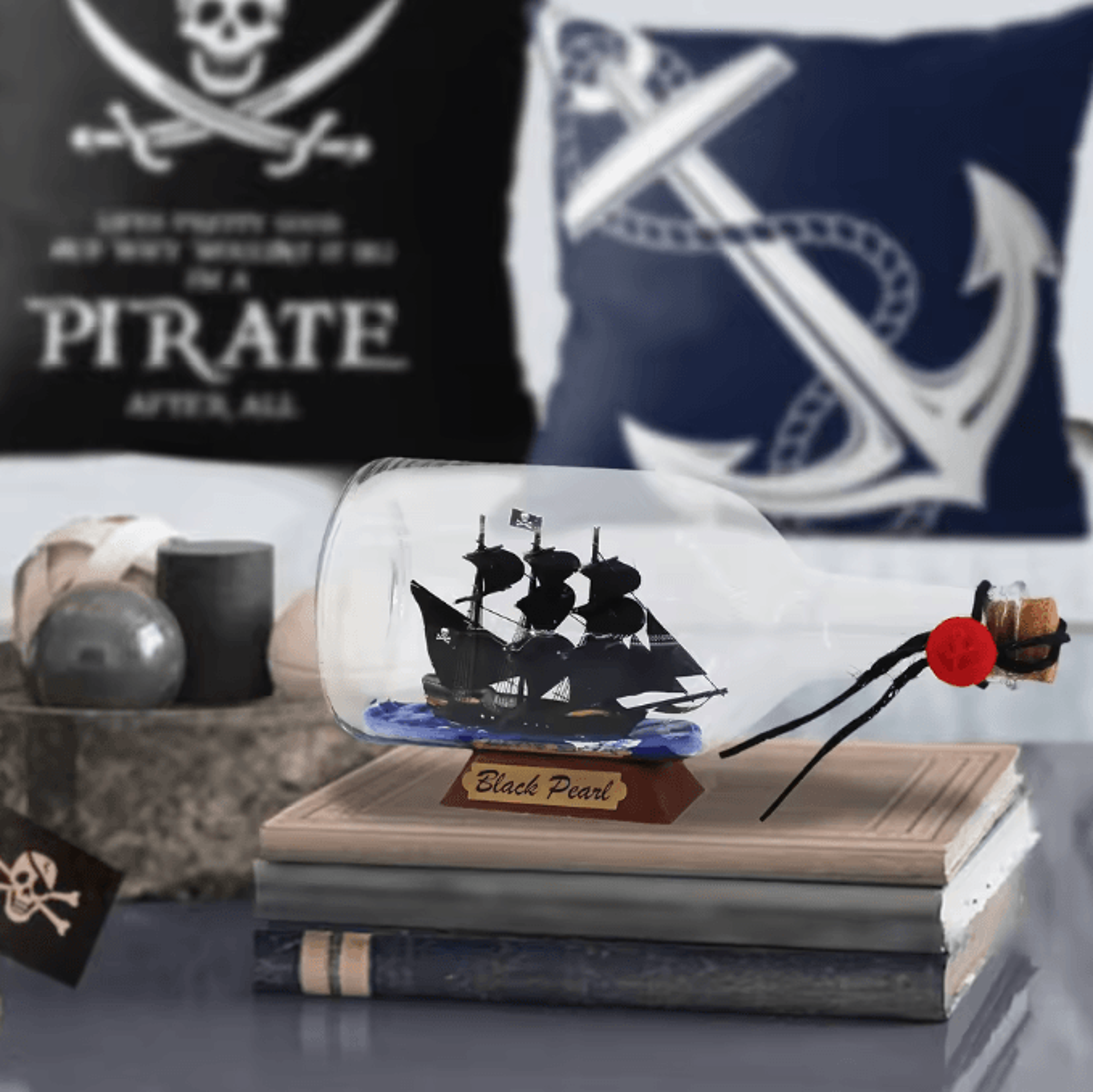 OceanMyst Black Pearl Ship In Bottle Nautical Pirate Decor Glass Ornament 1