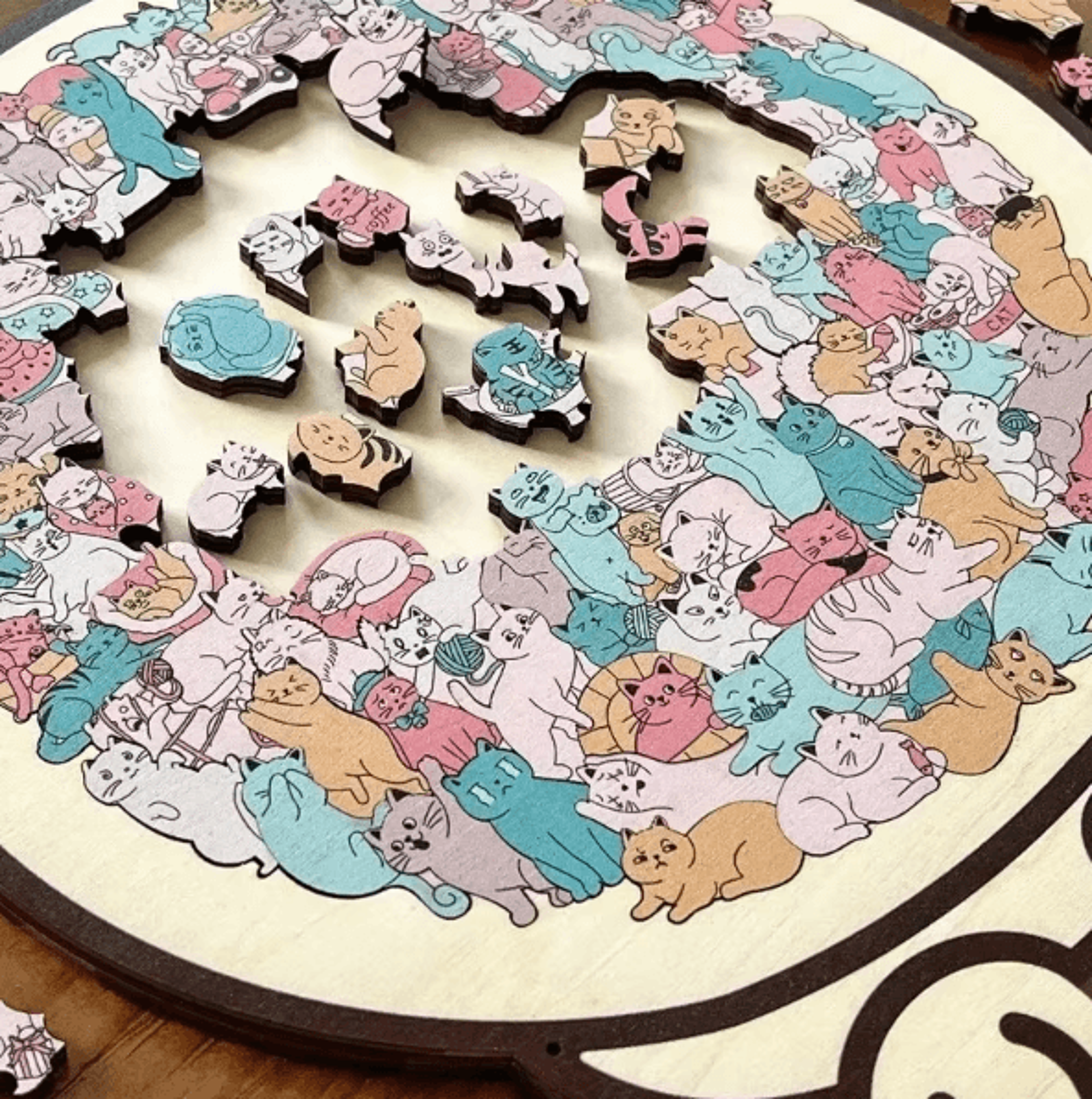 135Piece Cat Shaped Wooden Jigsaw Puzzle  Unique Irregular Pieces Gift For Cat Lovers 1