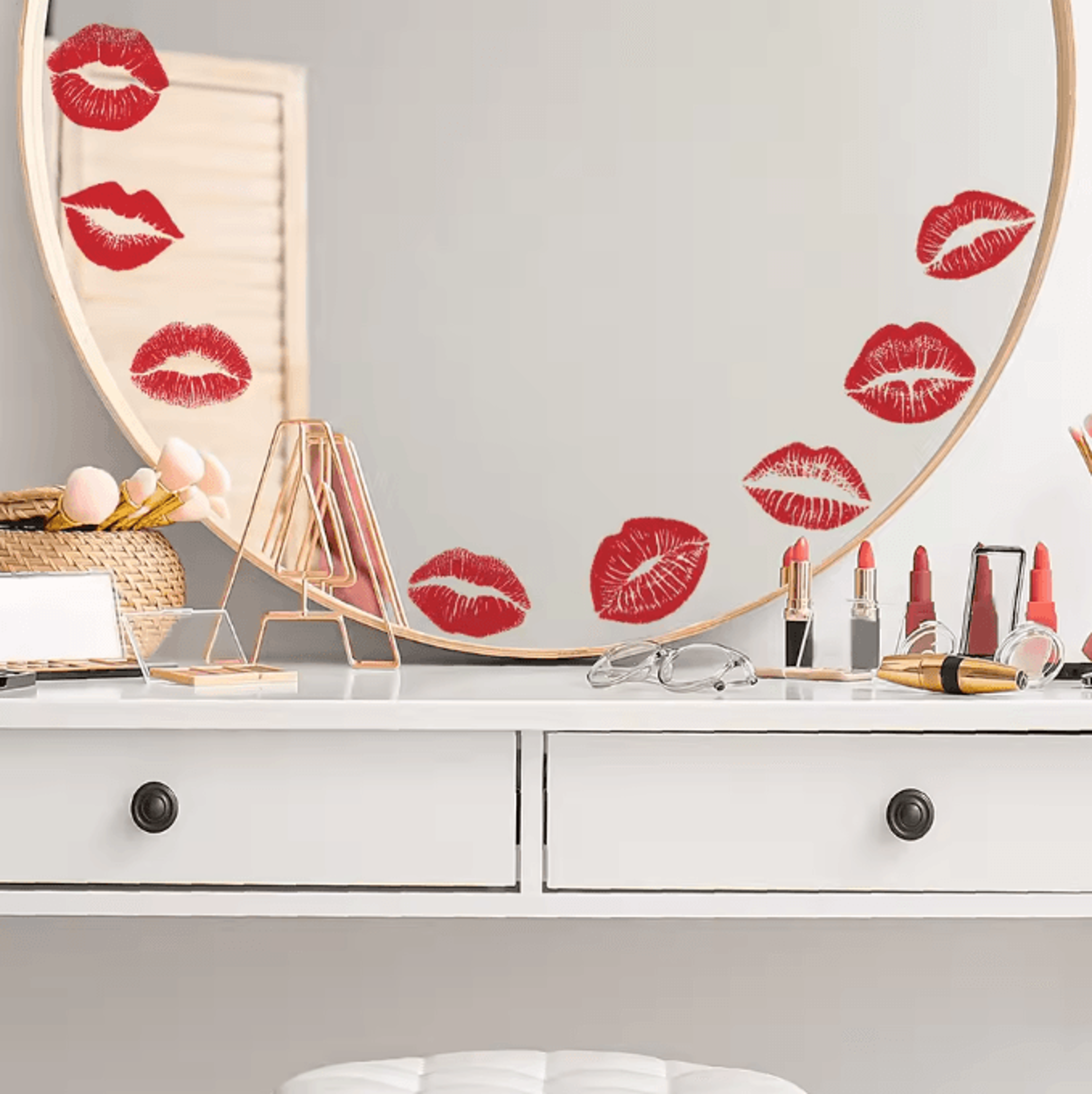 Red Lip Print Wall Sticker  SelfAdhesive Modern Lips Decal For Home Decor 3