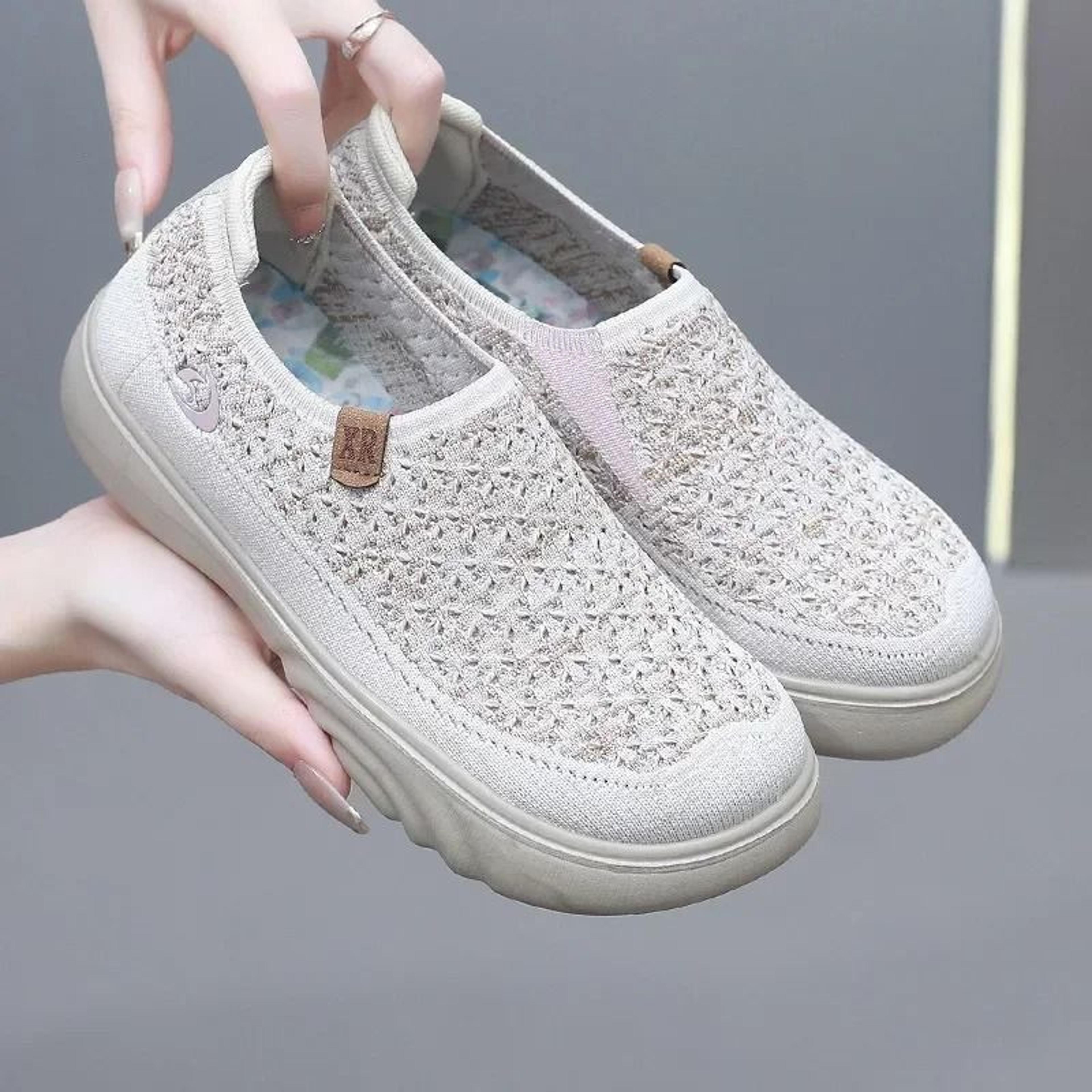 women's lightweight slip on walking shoes