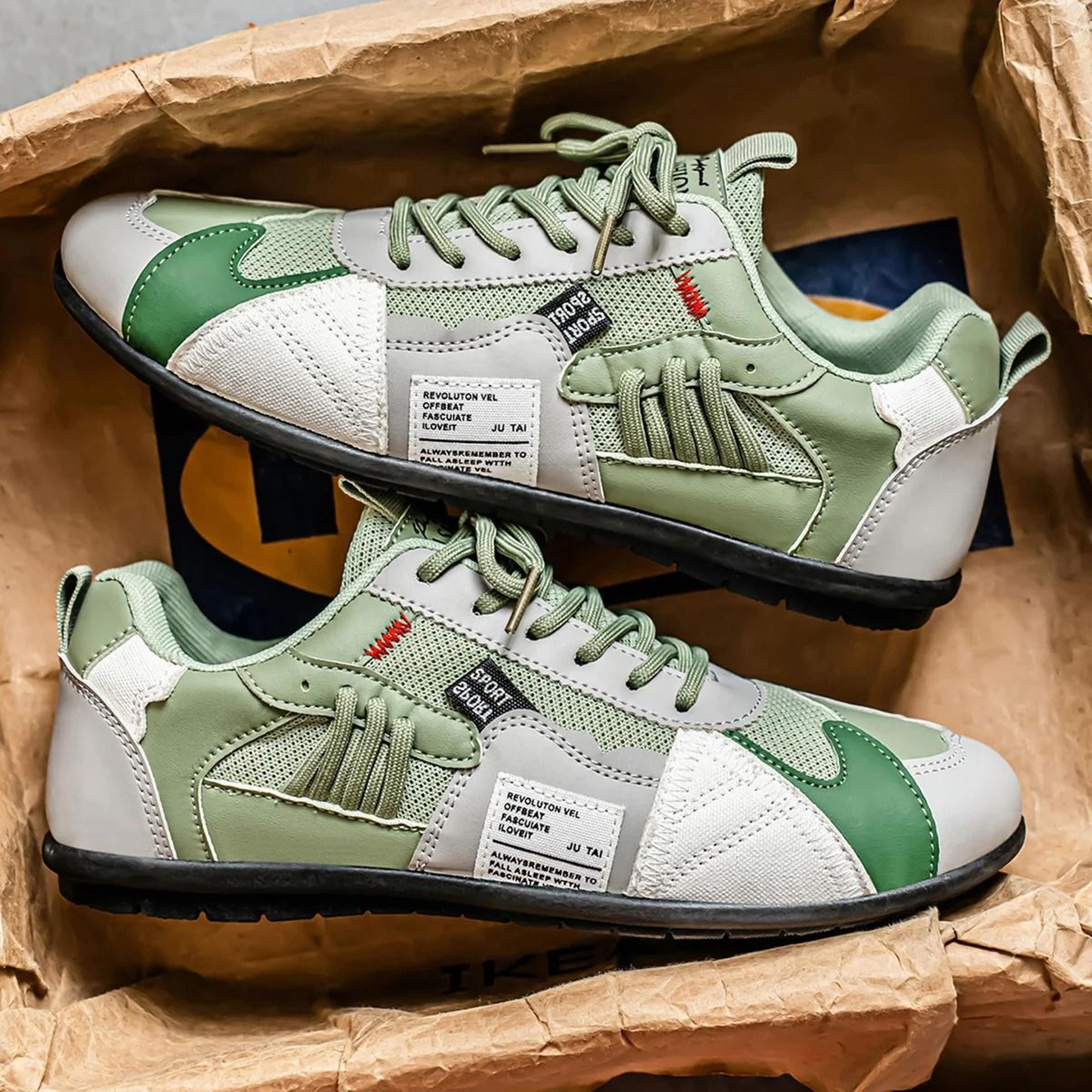 Mens Outdoor Adventure Walking Sneakers 1