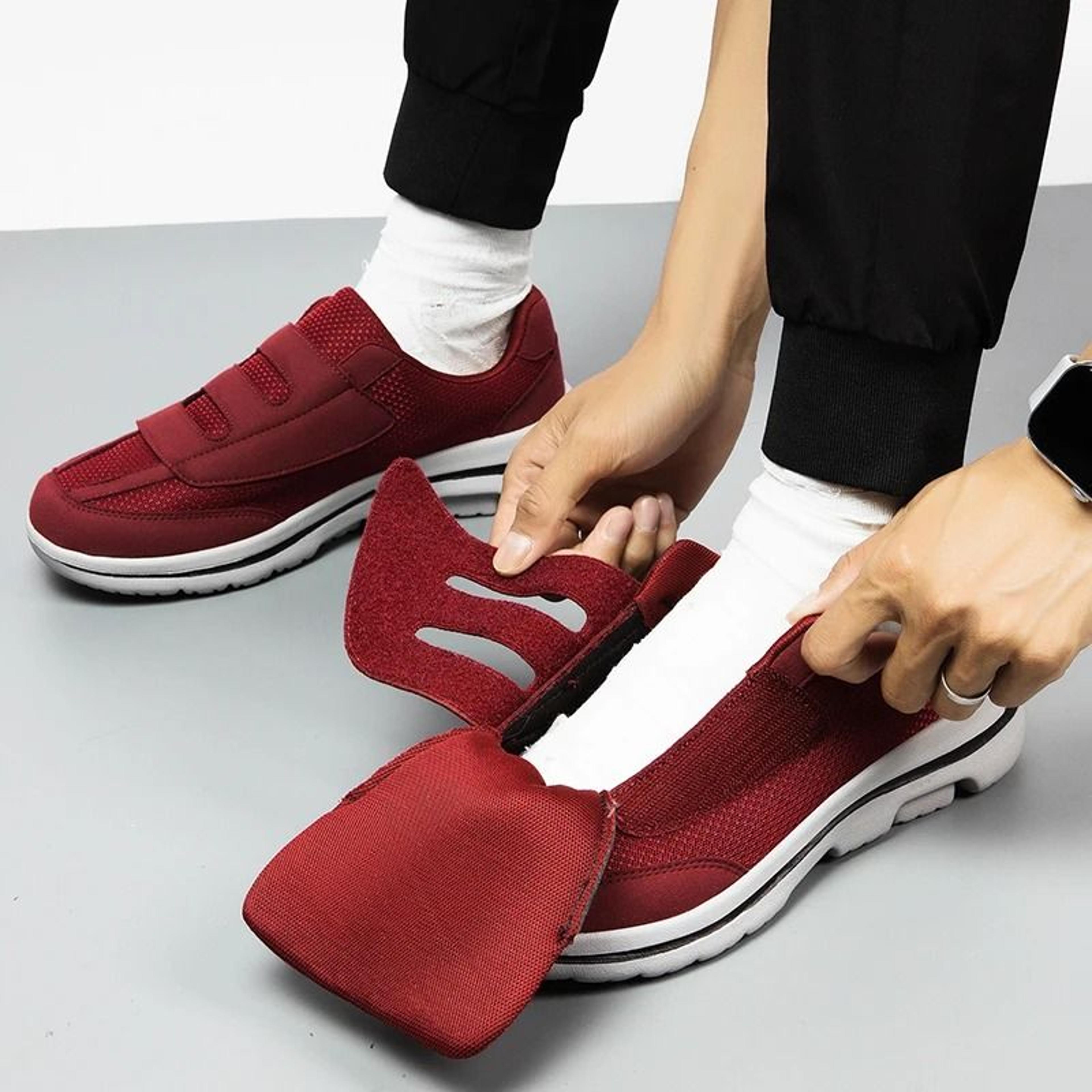 Wide Toe Comfort Sneakers For Sensitive And Swollen Feet 2