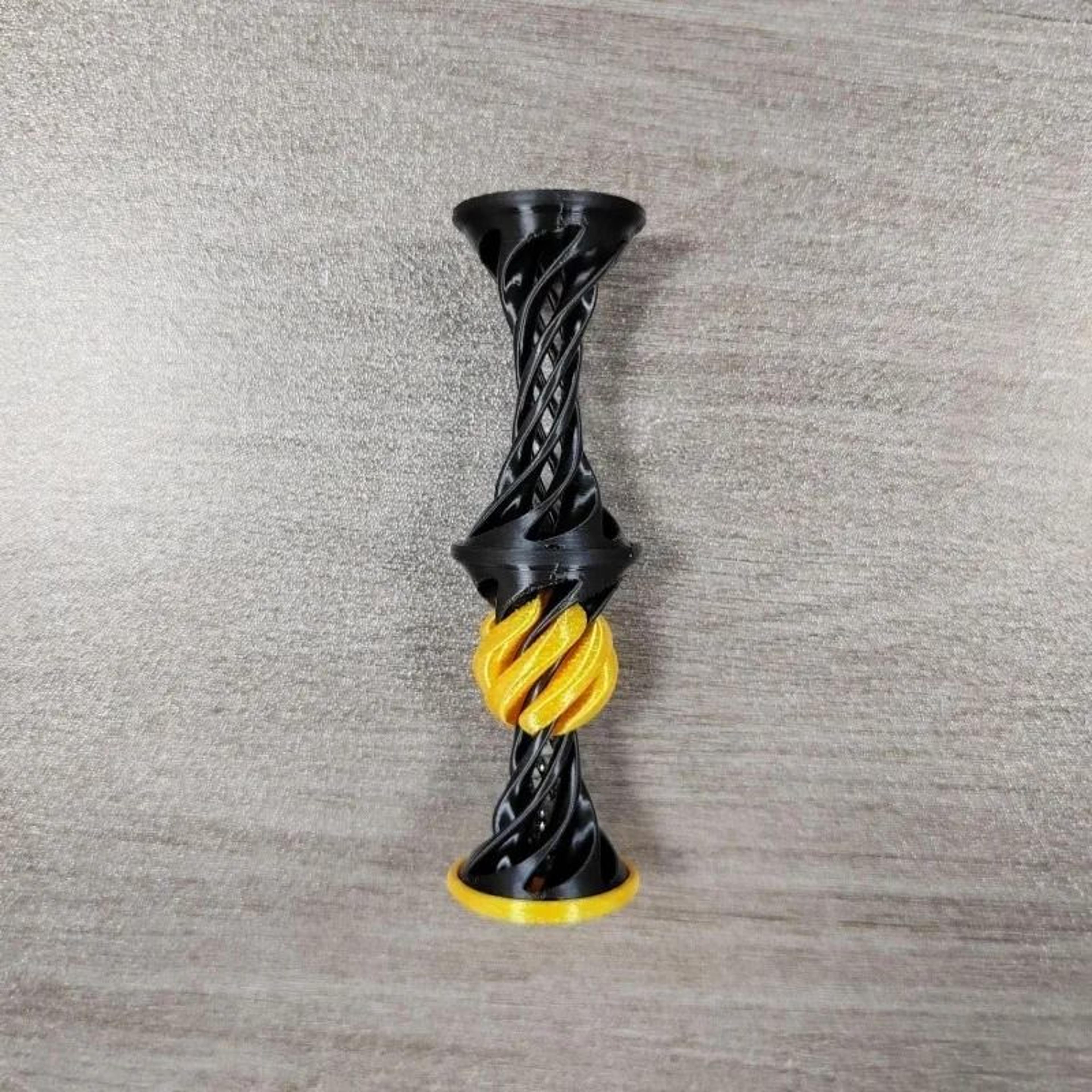 3D Printed Impossible Pyramid Fidget Toy 8