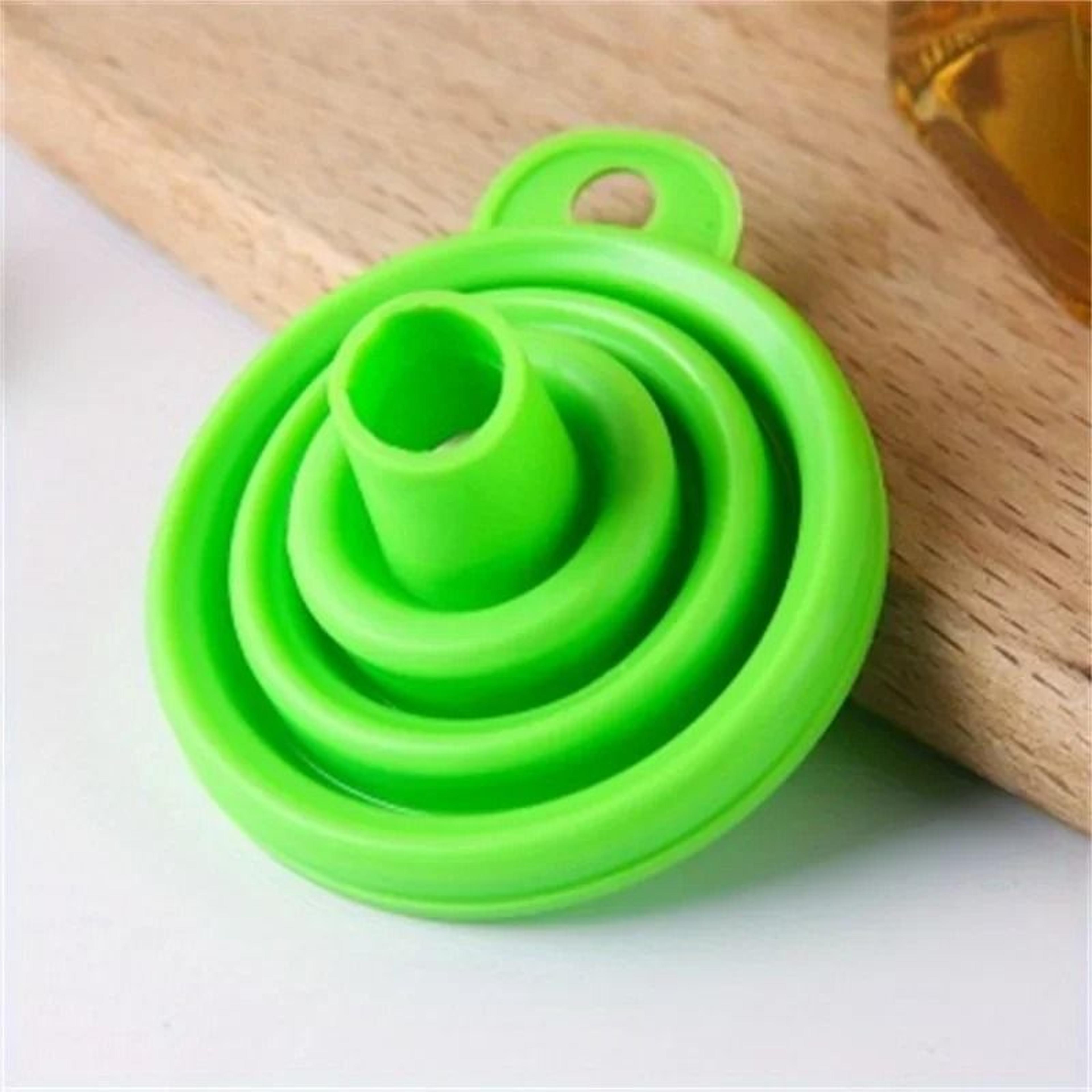 Collapsible Silicone Mini Funnel For Kitchen Cooking And Car Fluid Refilling 2