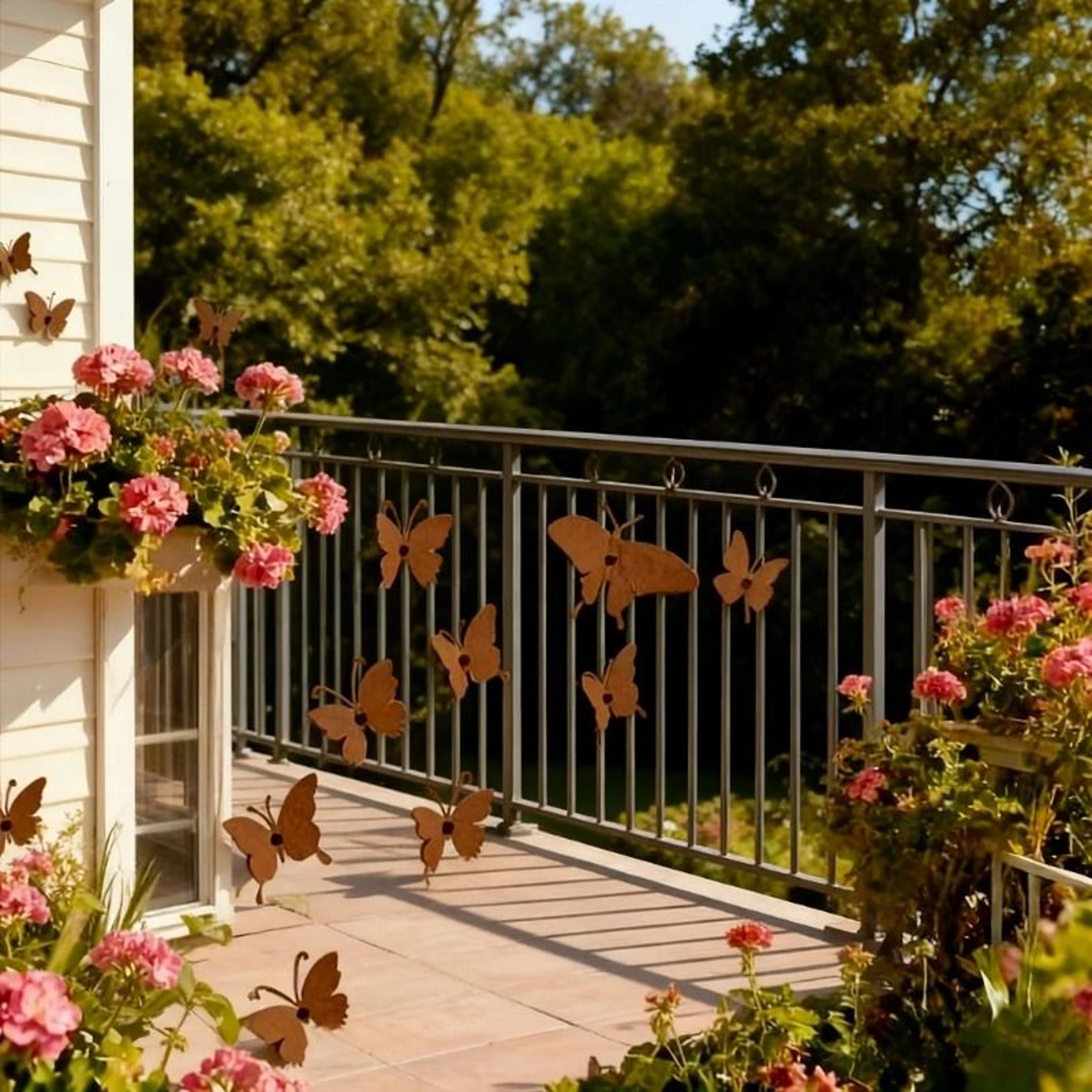Metal Butterfly Garden Wall Art  Outdoor Hanging Fence Decoration For Patio And Yard 2