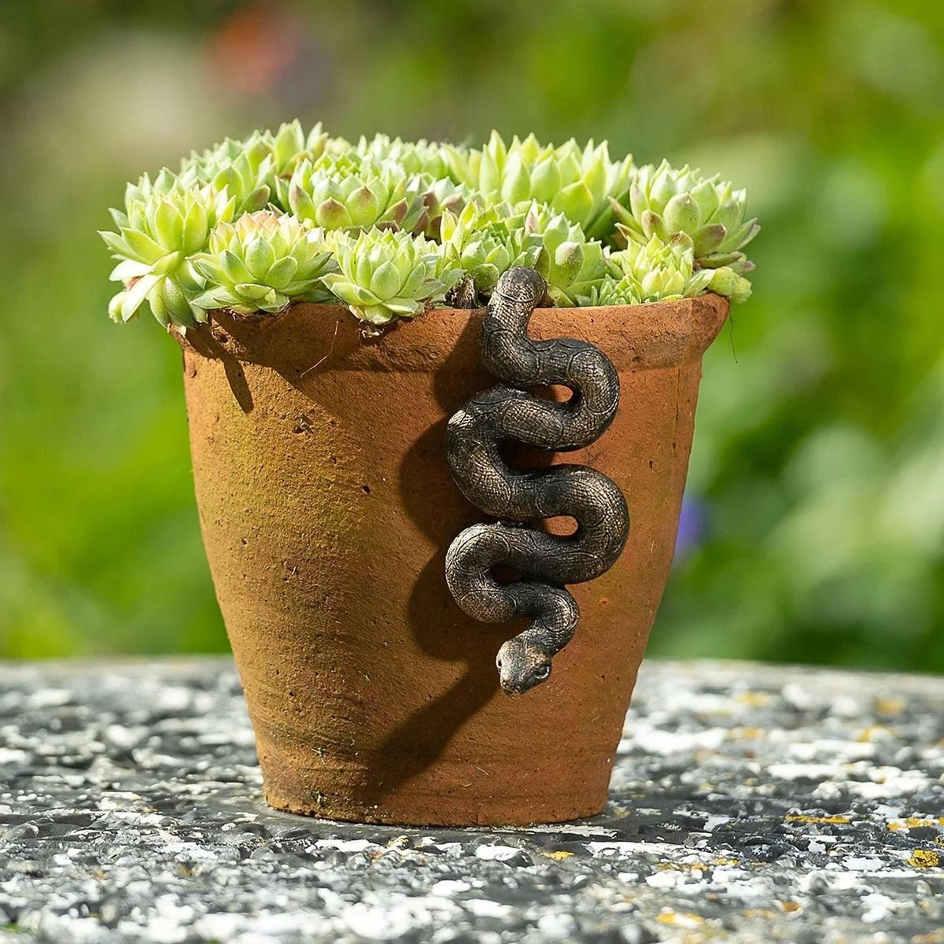 Vintage Snake Plant Pot Hanger Decor  Handcrafted Resin Snake Figurine For Planters And Patio 3