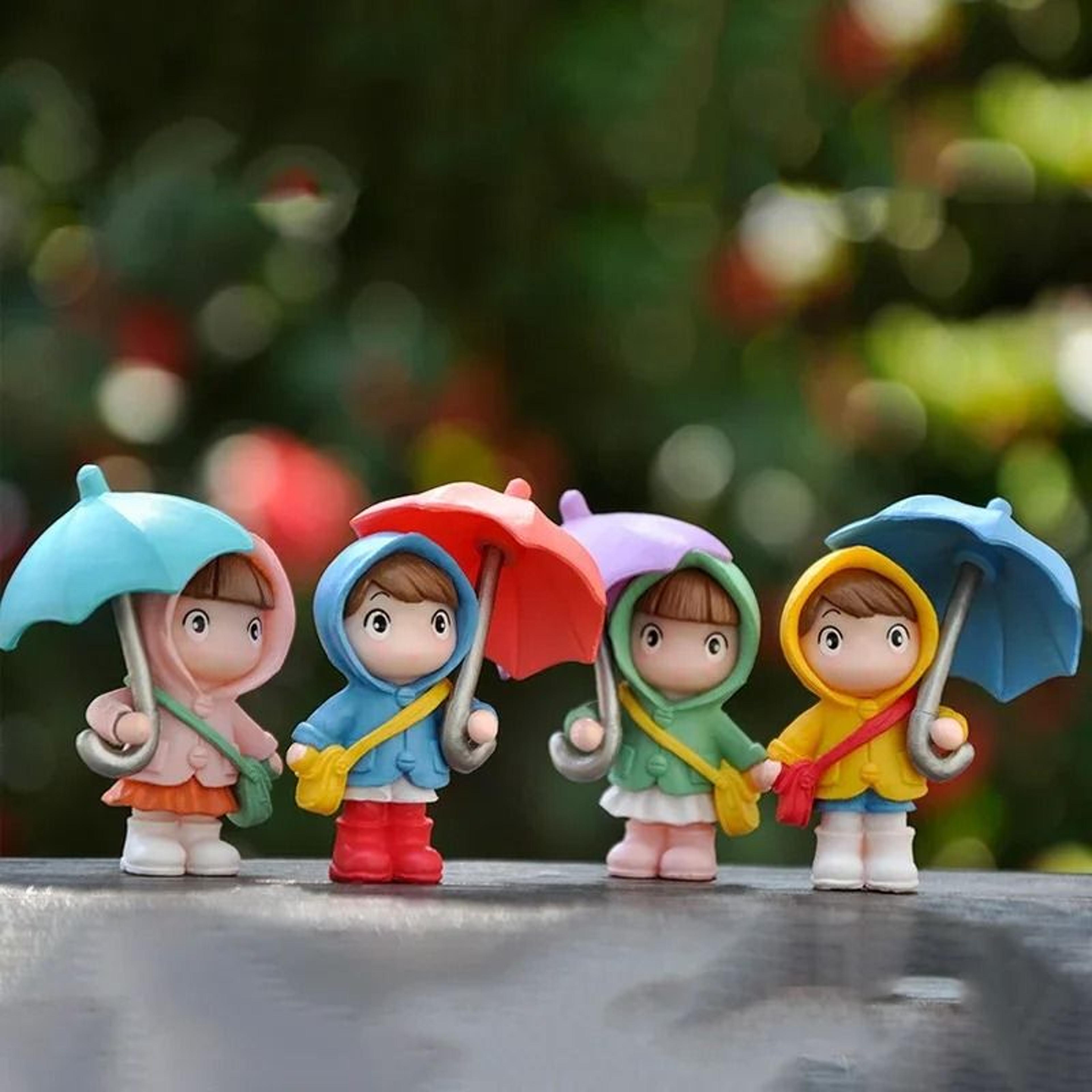 4 pcs cute umbrella couple car interior decoration action figures dashboard rearview mirror ornaments accessories