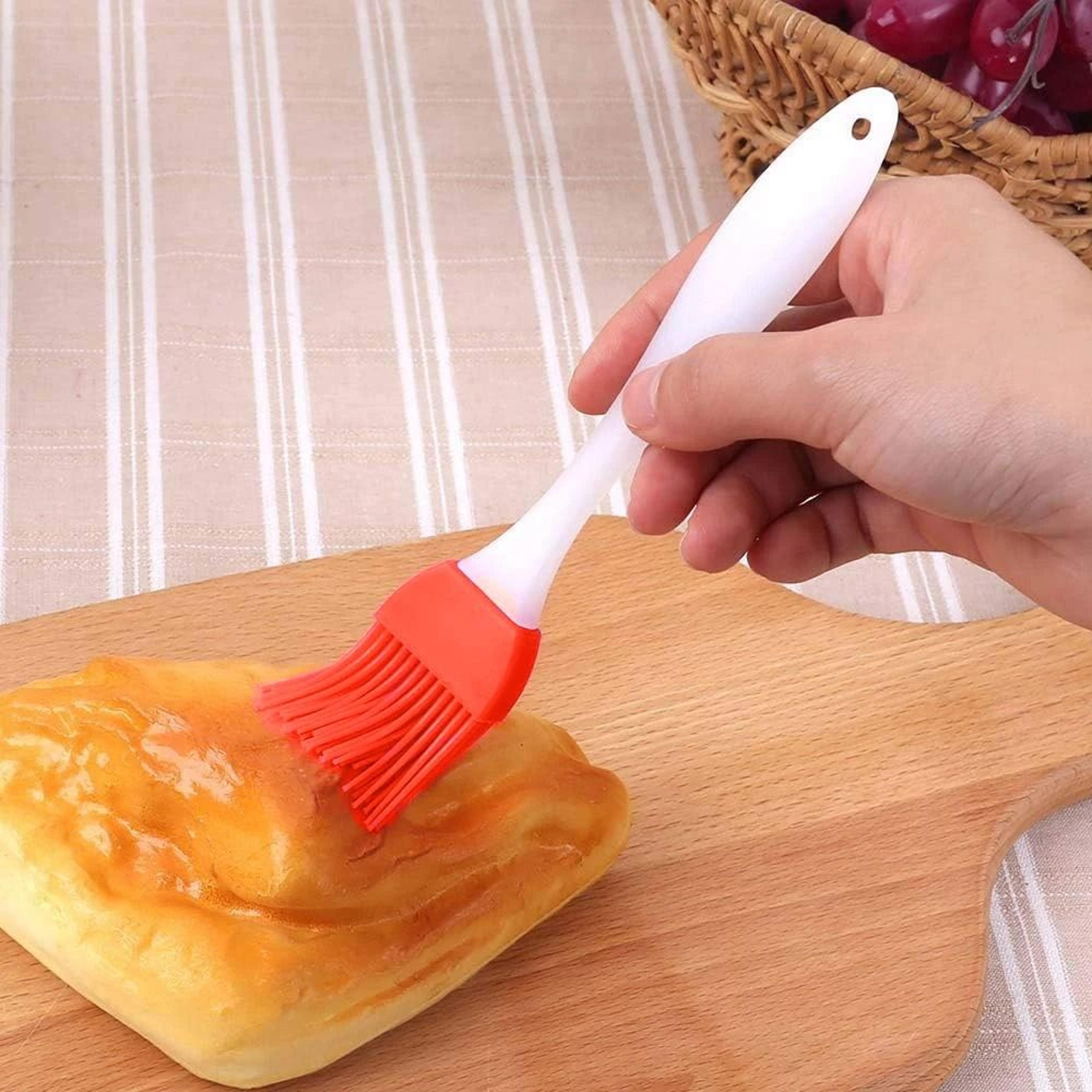 2 Pack Silicone Madeleine Baking Pans Non Stick Shell Shaped Cookie Molds With Brush 4