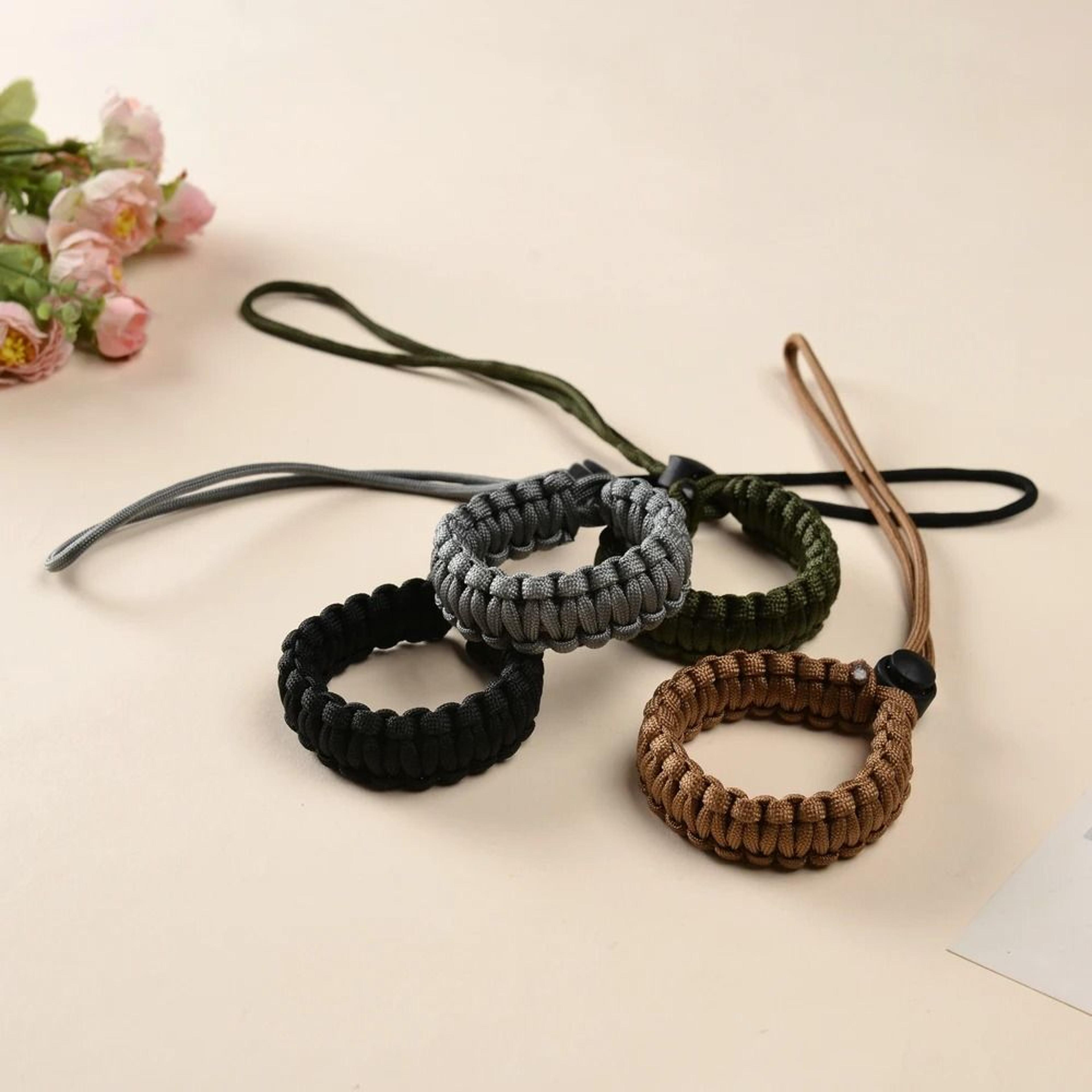 Hands Free Dog Leash Wrist Strap Adjustable AntiFall Wristband For Retractable Rope 1