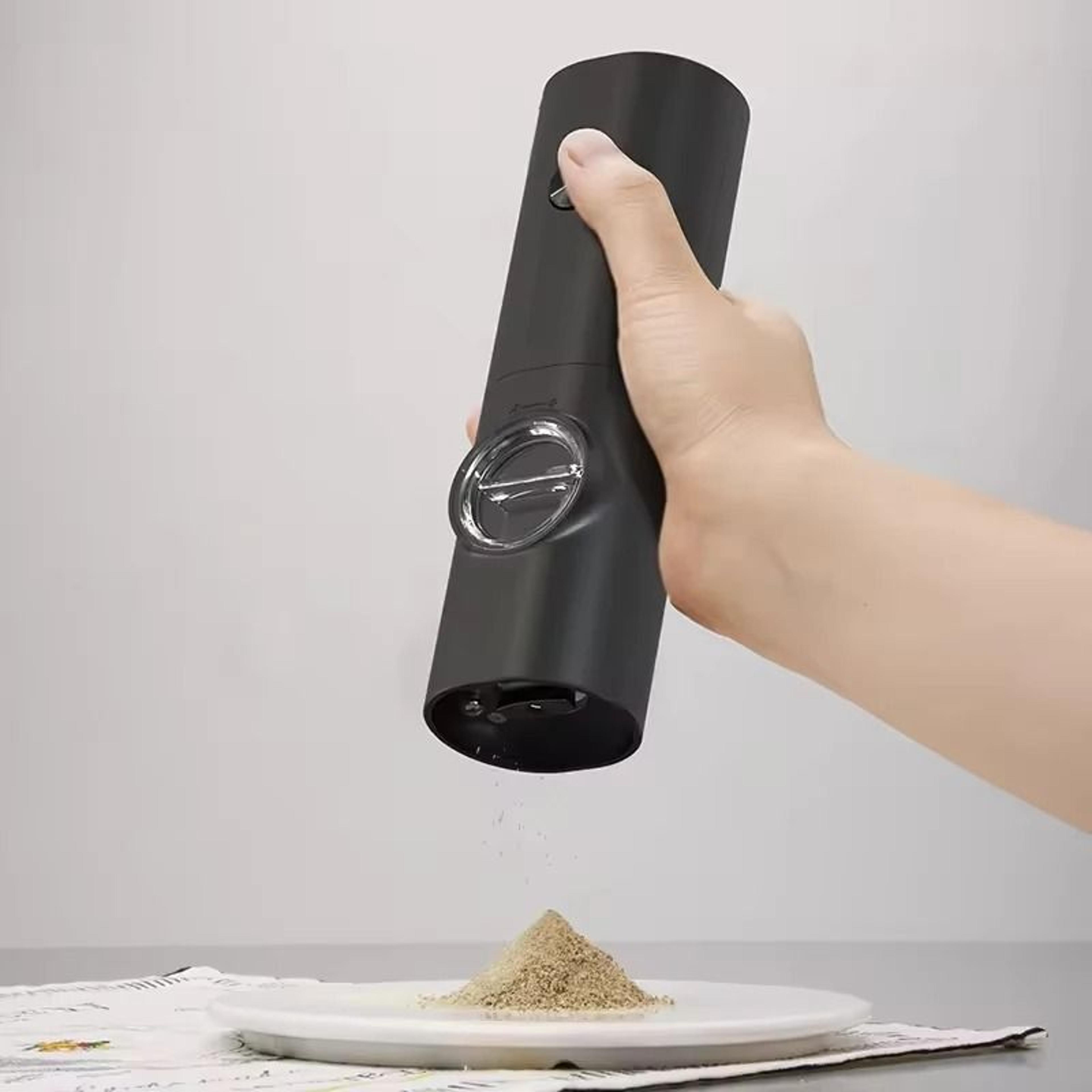 Cordless Automatic Pepper Mill Adjustable Electric Salt And Spice Grinder With LED Light 2