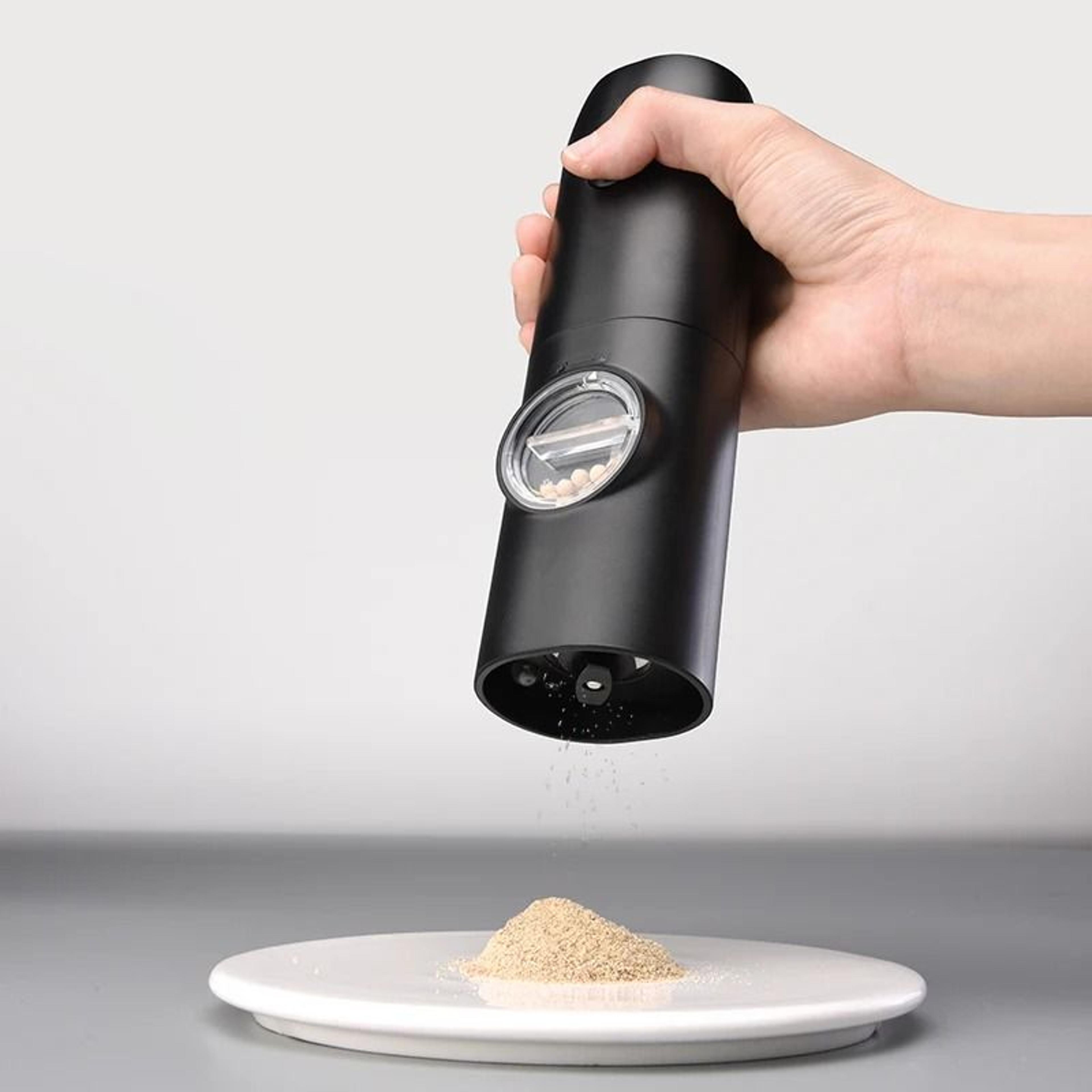 Gravity Sensing Automatic Pepper And Salt Grinder Set With LED Light  Adjustable Coarseness 3