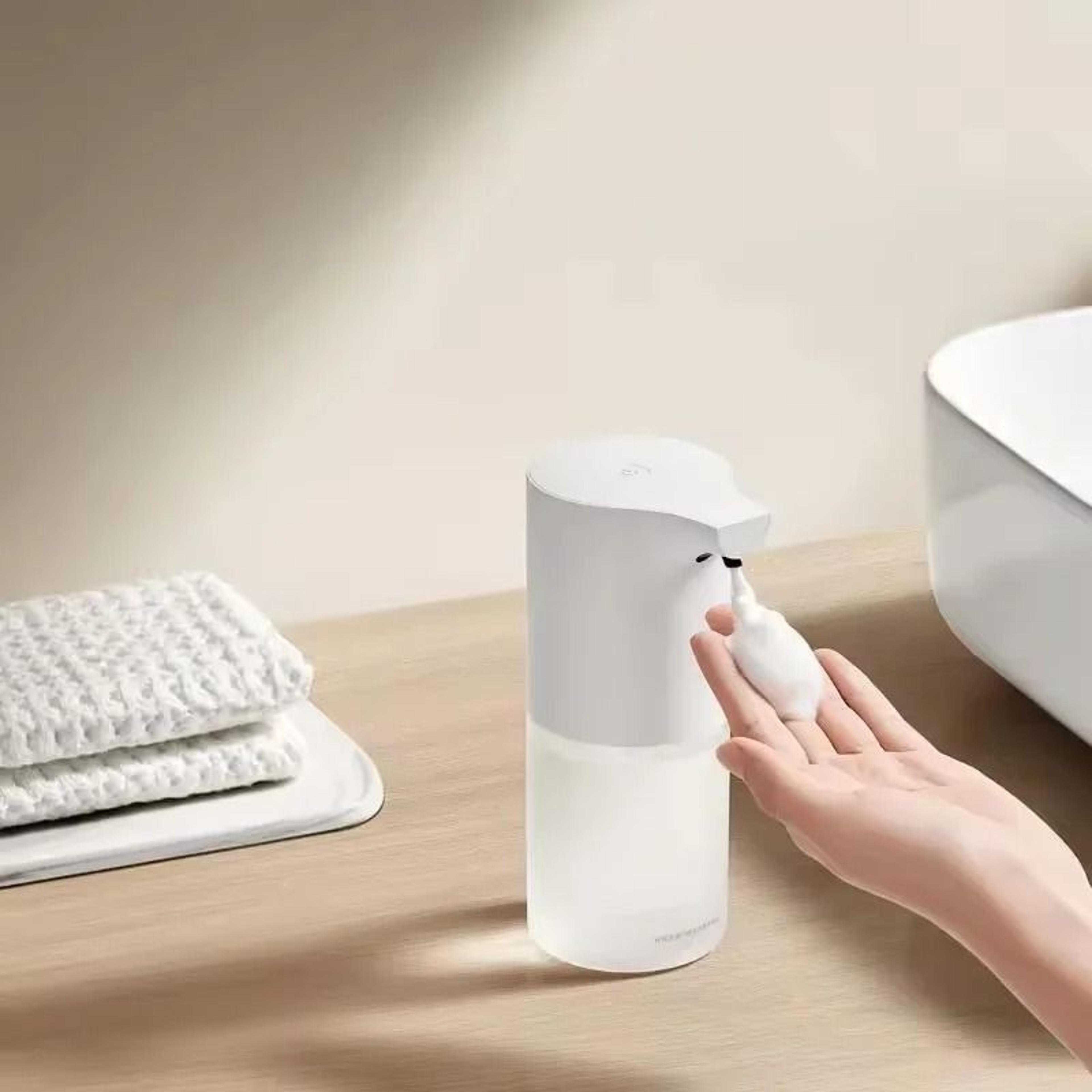 Automatic Touchless Foaming Soap Dispenser With USB Type C Rechargeable Battery 4