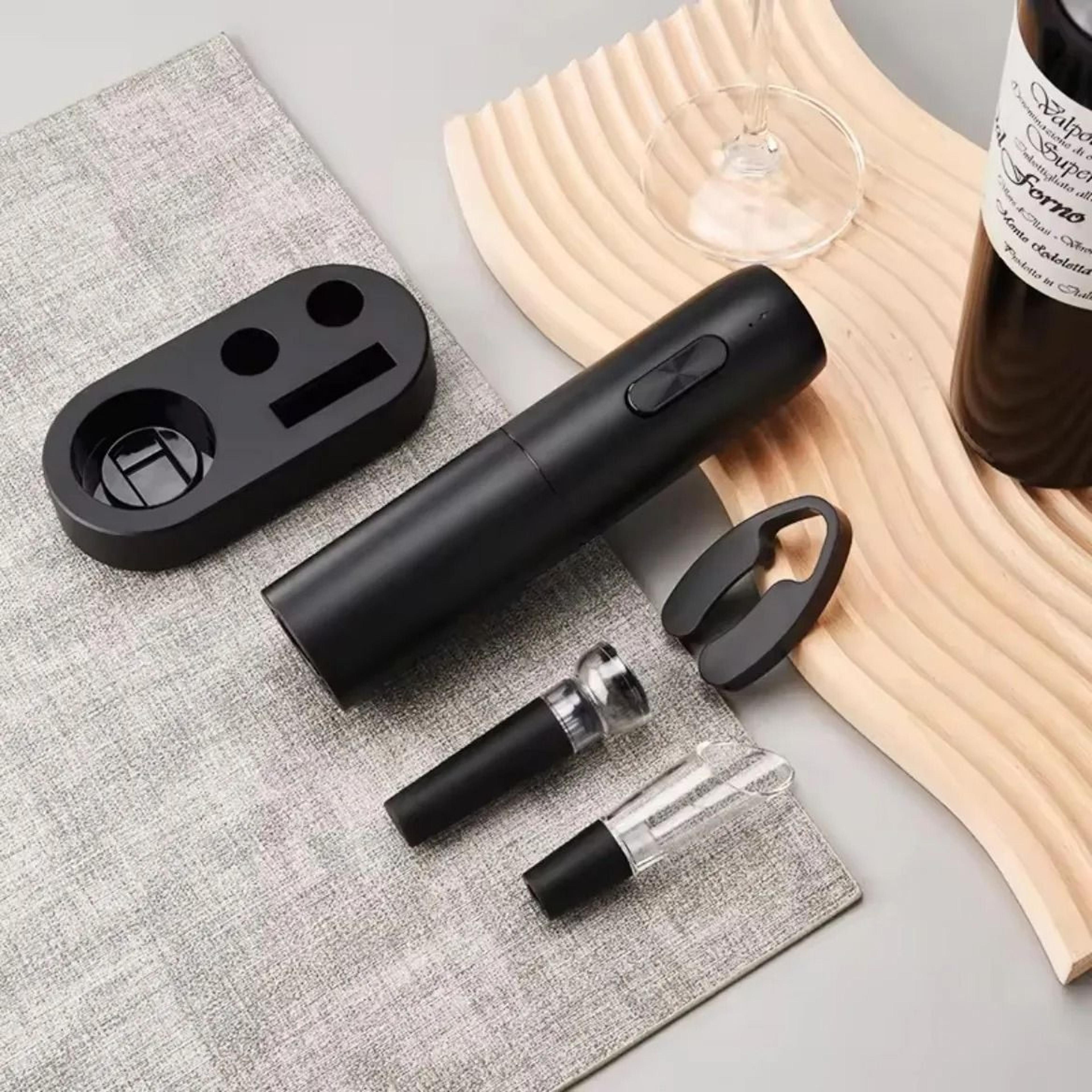 Ins Style One Touch Electric Corkscrew Gift Set With Aerator Spout And Vacuum Stopper 2