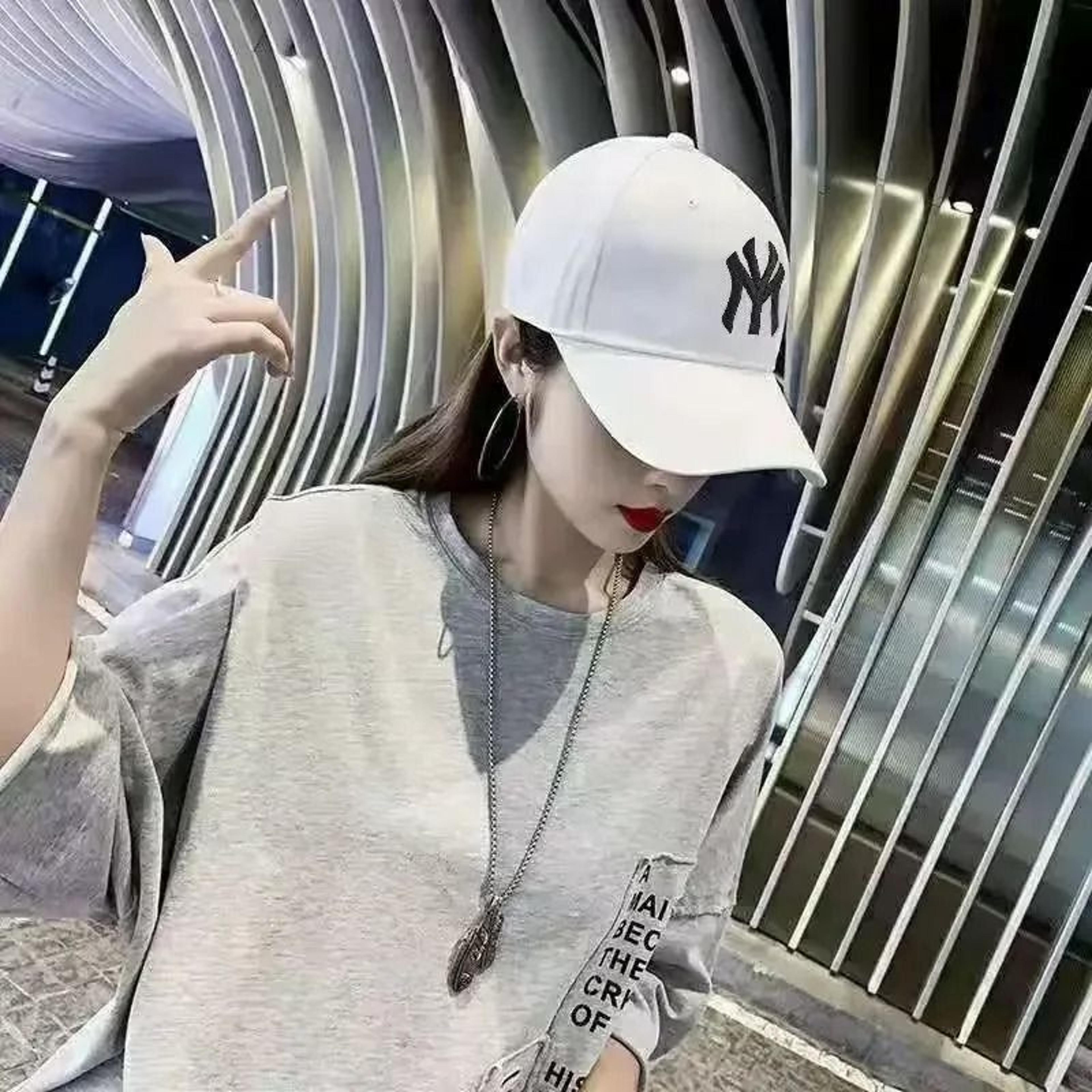 Unique Embroidered Letter Unisex Baseball Cap With Adjustable Sun Visor 5