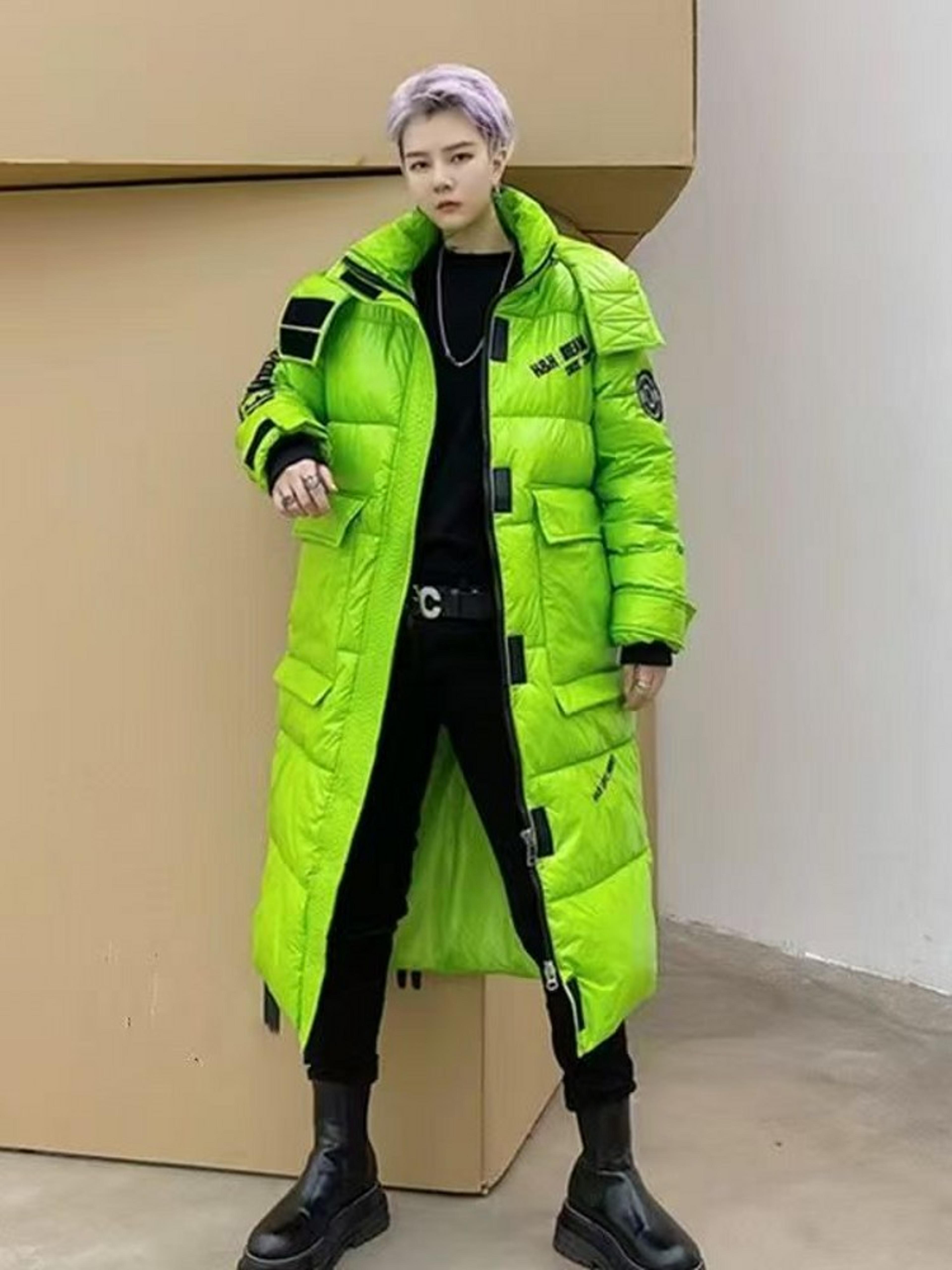 Womens Brand Ski Hooded Coat Winter Long Down Jacket Mens Shiny Waterproof White Duck Down Warm Lig 3