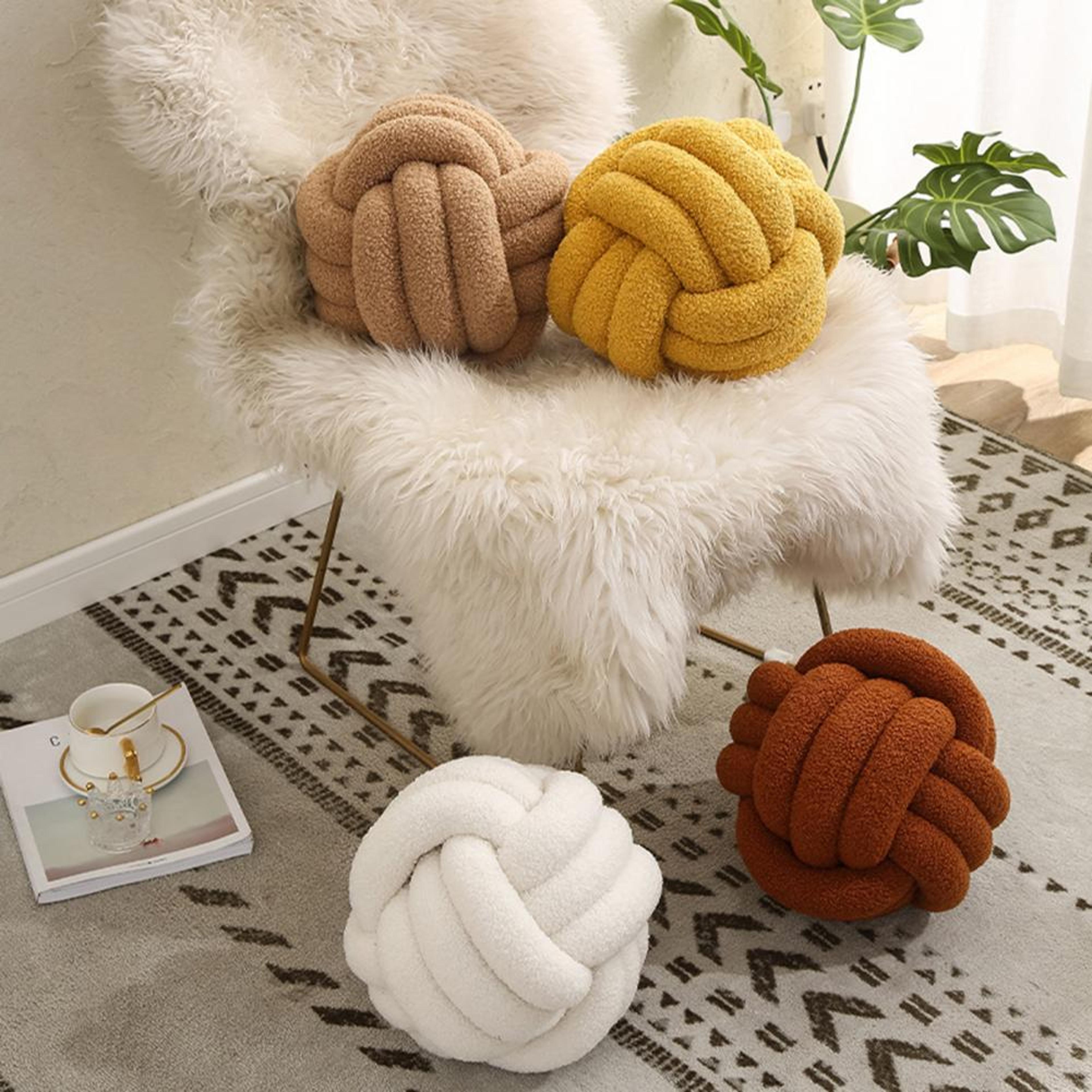 Handwoven Knotted Ball Plush Pillow Indeformable Ecofriendly Throw Pillow Back Support 3