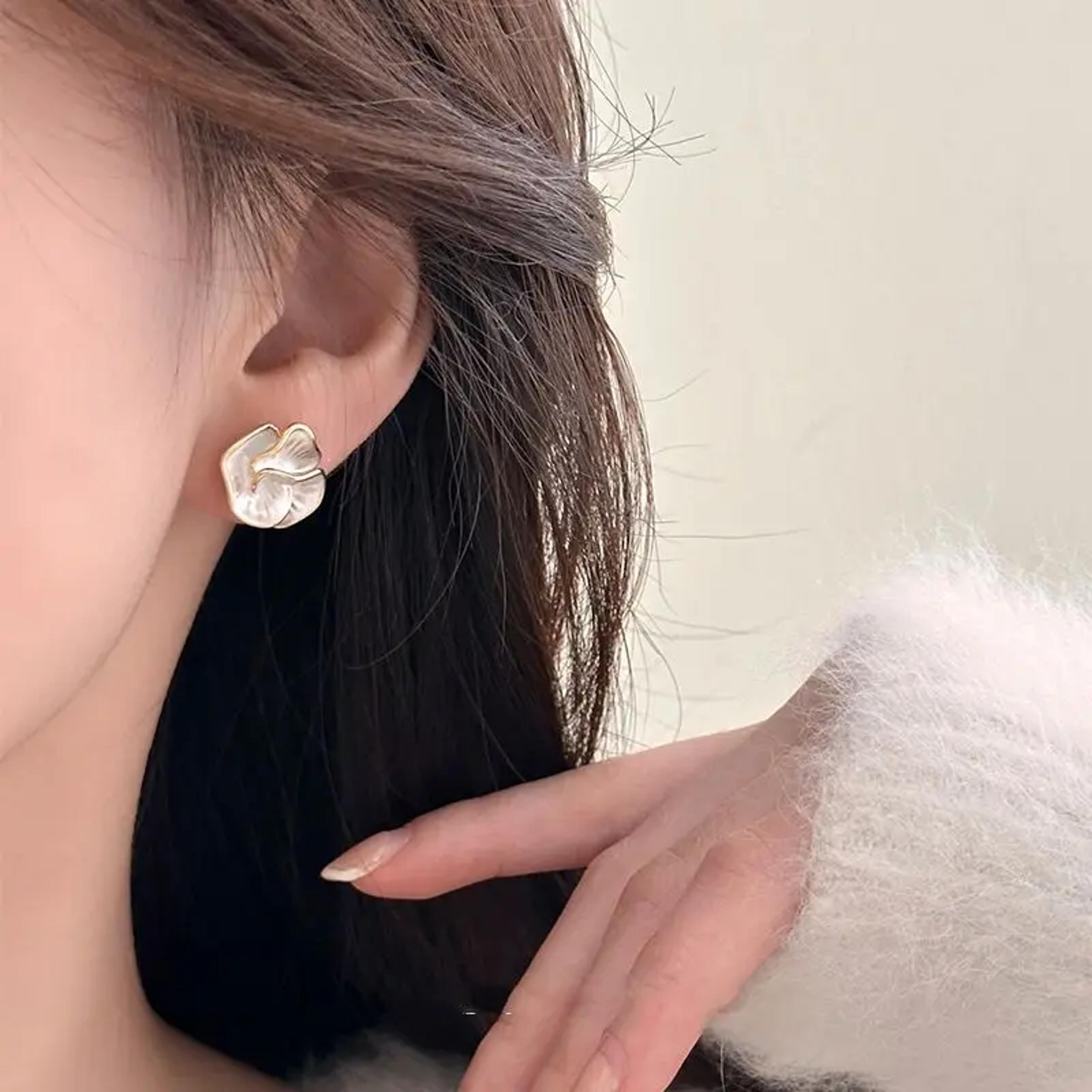 Unique Cubic Camellia Flower Stud Earring For Women Gentle Daily Temperament Earring Gift For Girls 4