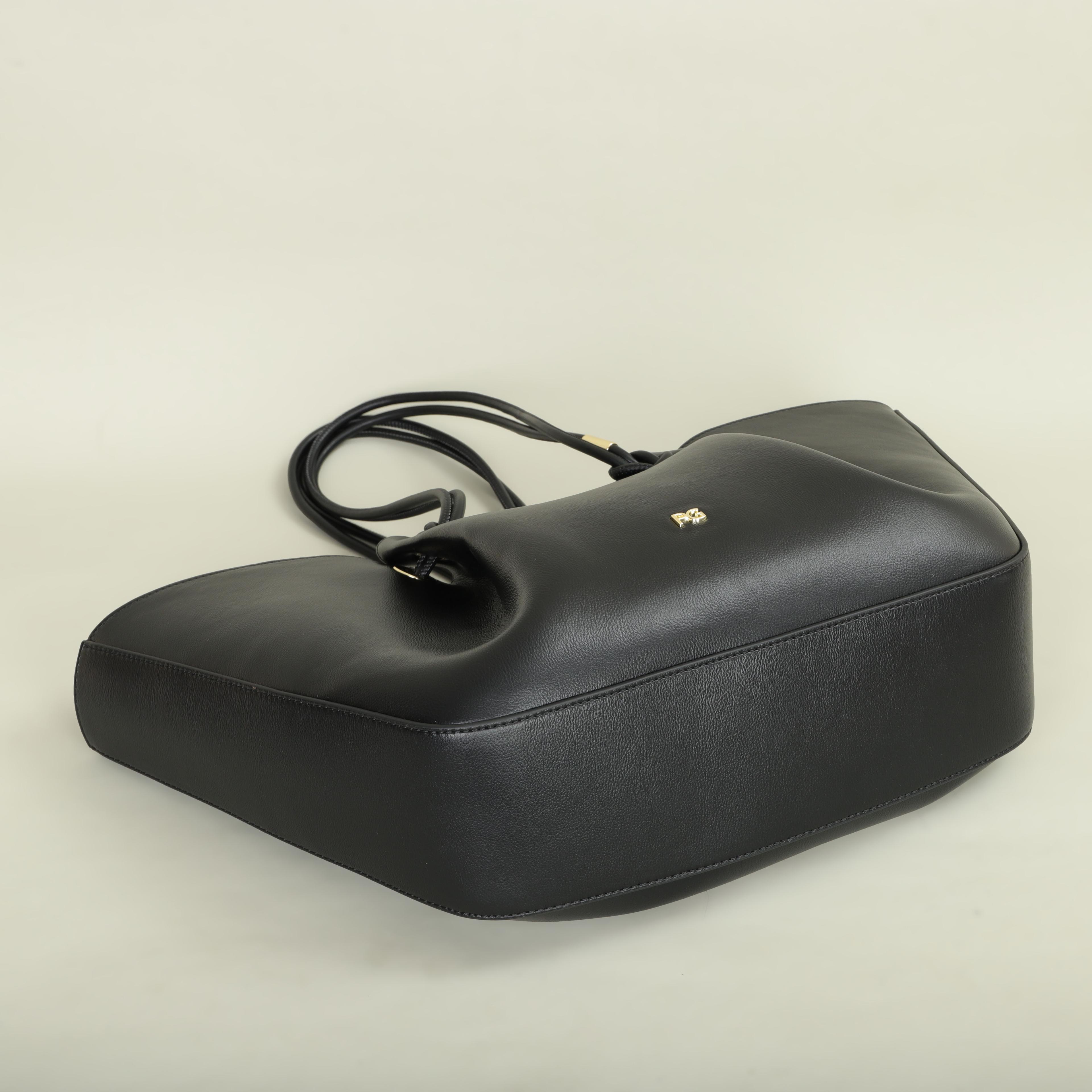 PG Fashion Womens Shoulder Bag Largecapacity Light Luxury Style Atmosphere Look 3