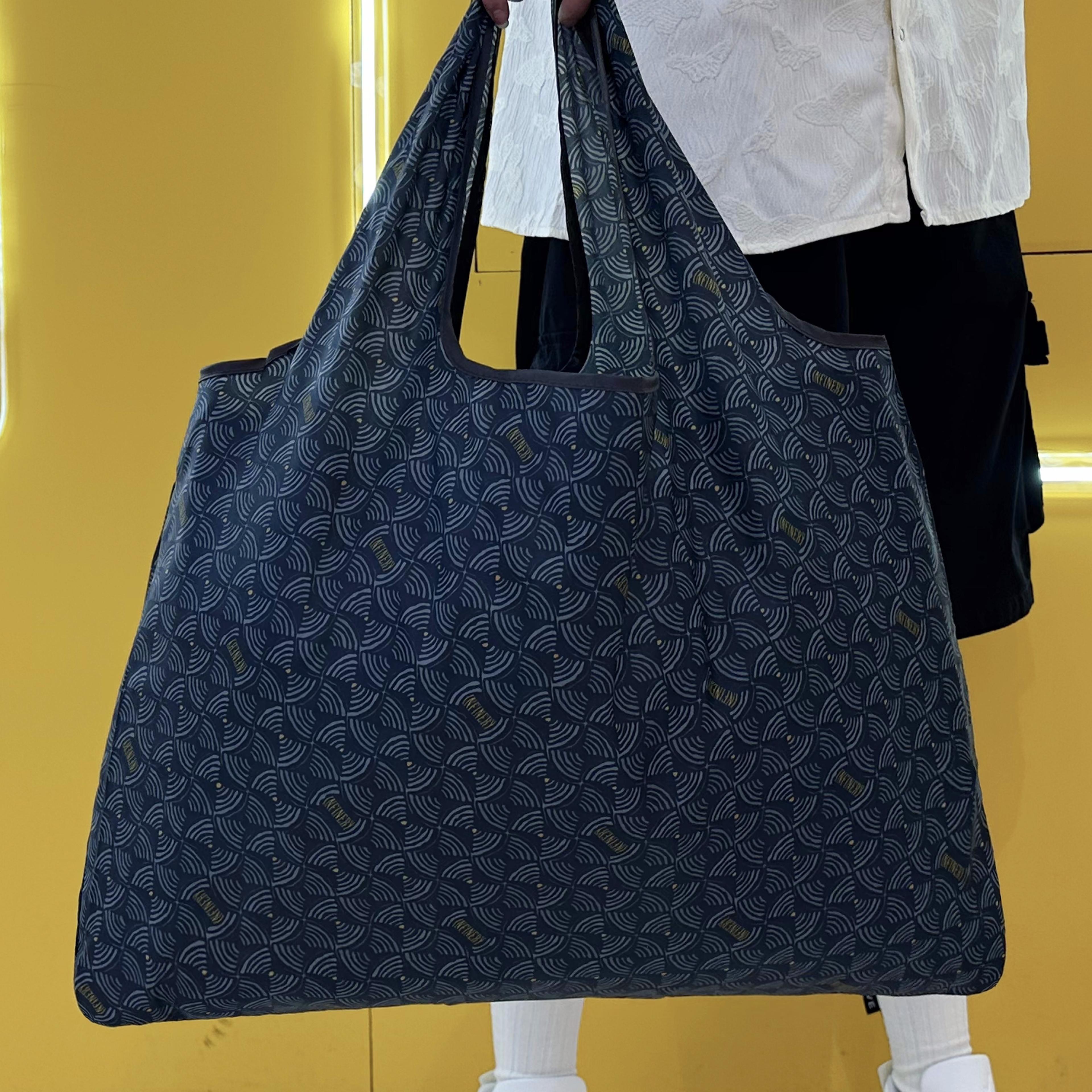 EcoFriendly Foldable Shoulder Bag Large Capacity Reusable Satchel Travel Bag With Printed Design 0