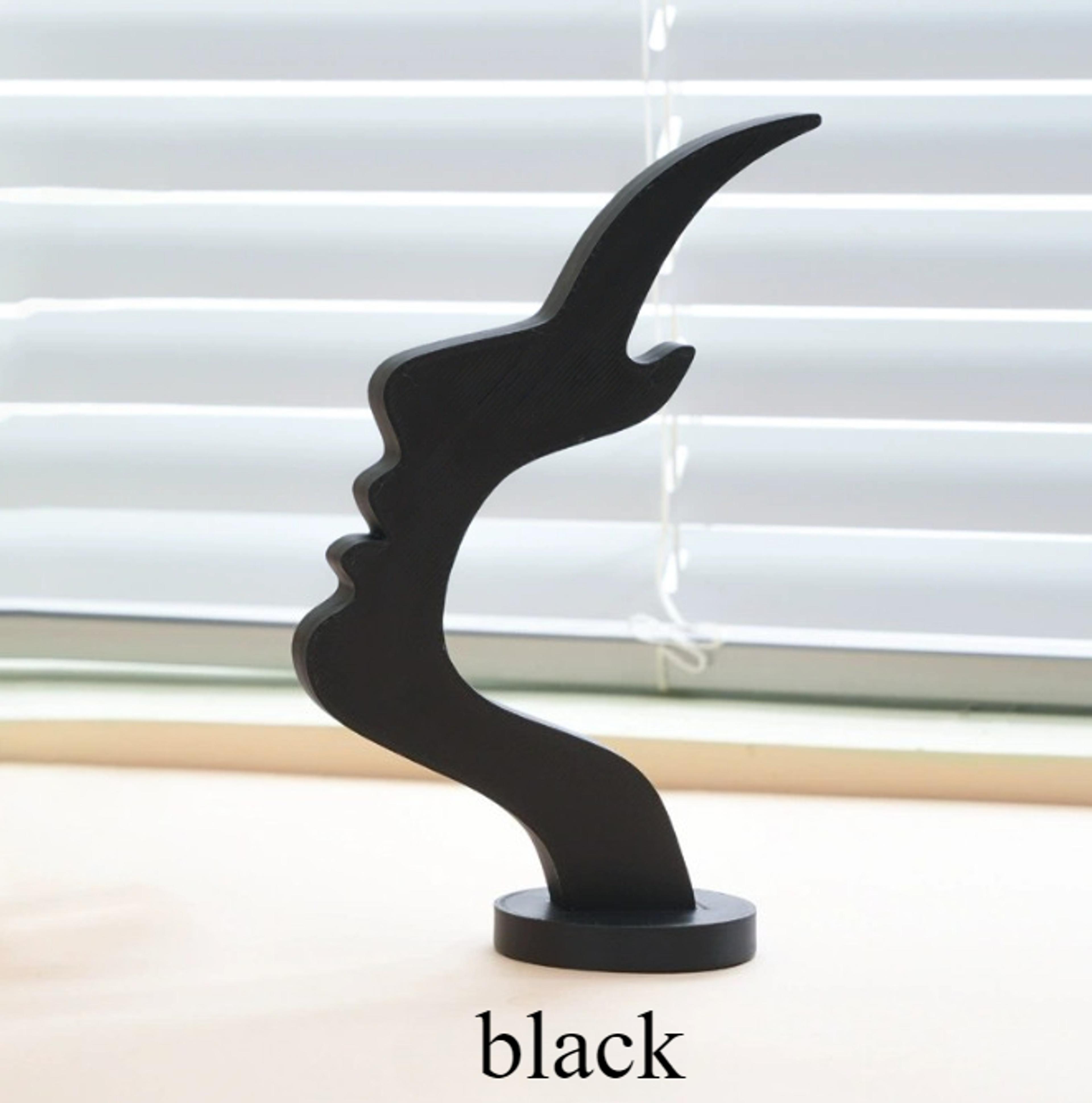 Minimalist Curved Eyeglass Holder Stand Practical Storage Solution To Elevate Desk Or Nightstand De 3