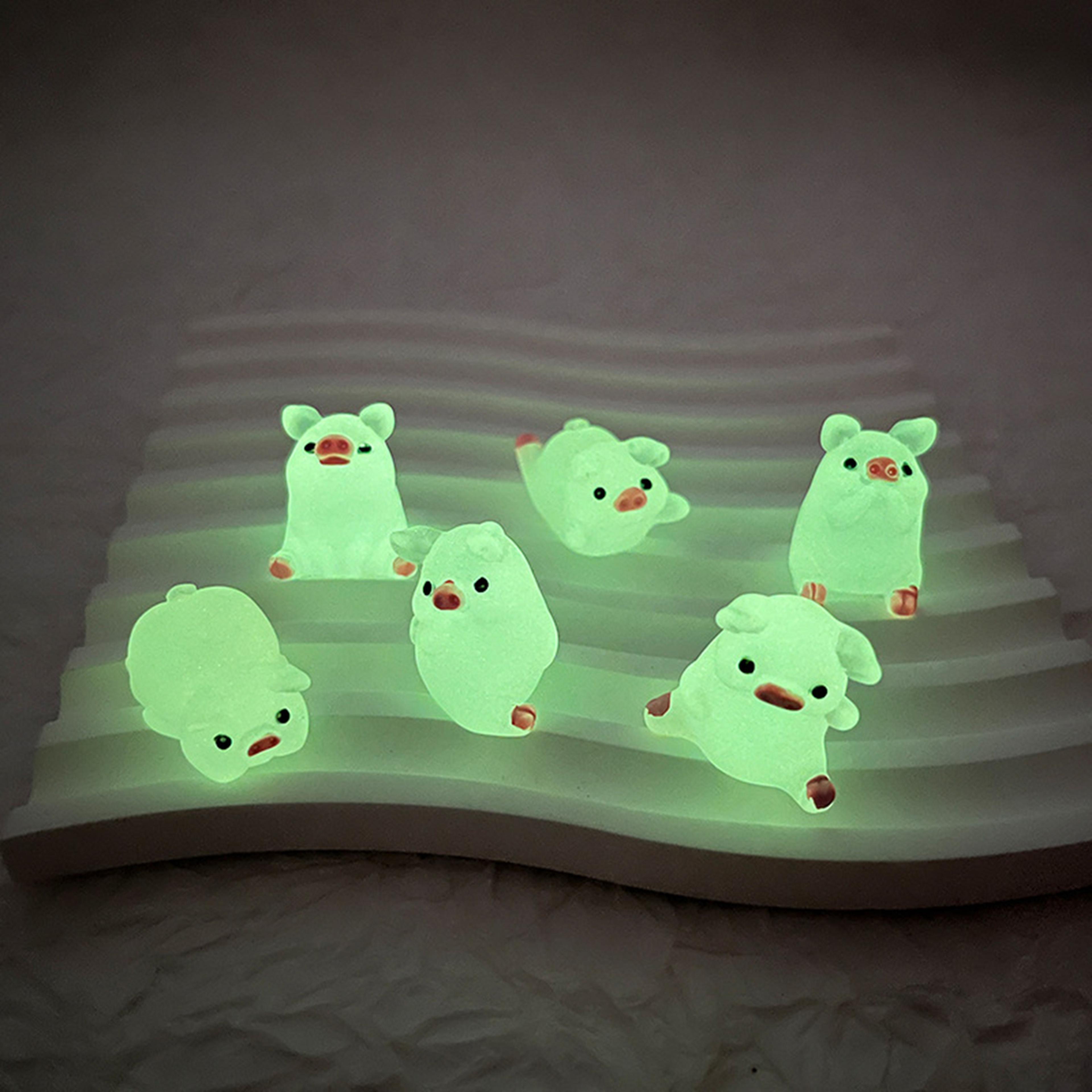 Set GlowInTheDark Resin Piggy Ornaments DIY Keychain MicroLandscaping Accessories Home Desktop Car  2