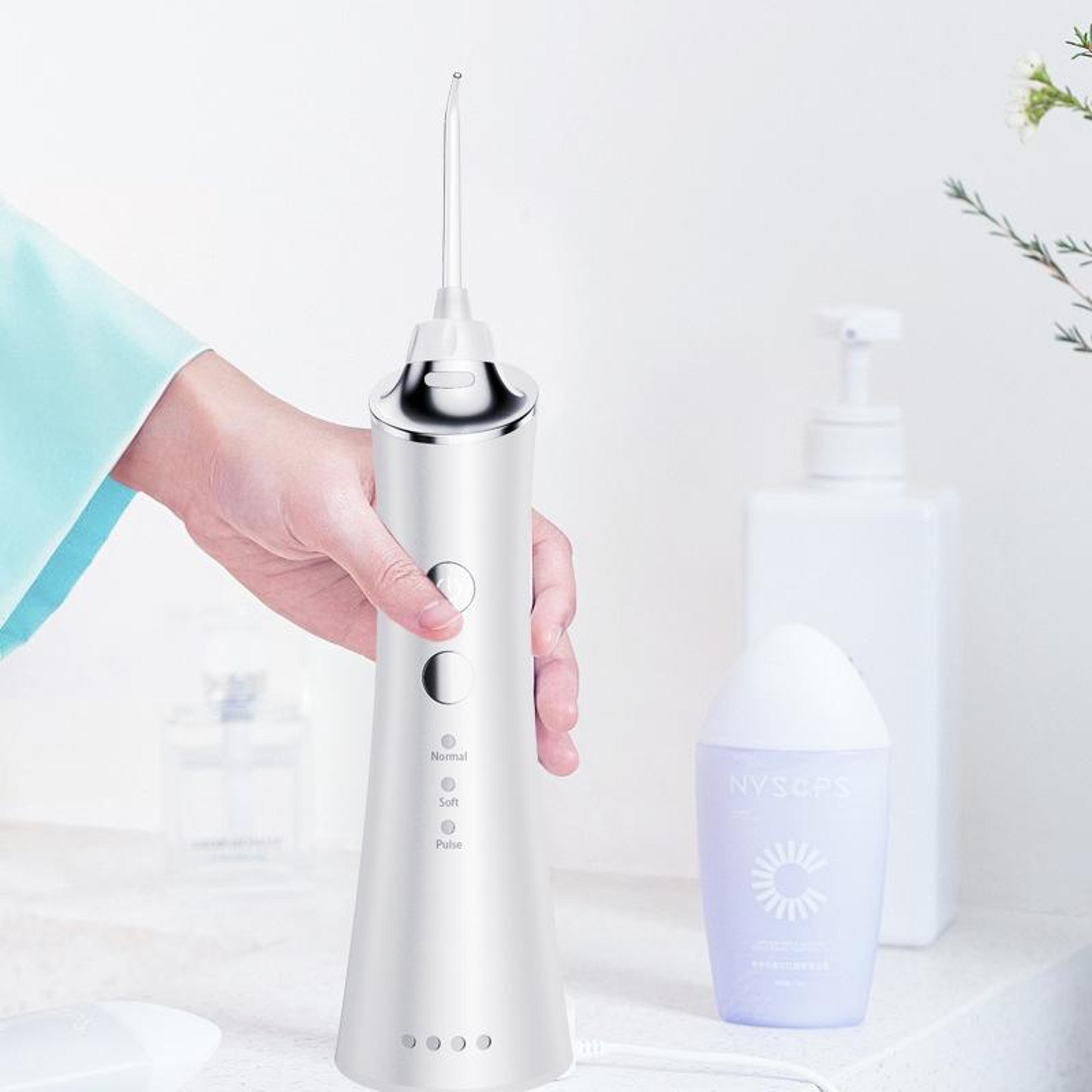 Portable Oral Irrigator Electric Dental Scaler Water Flosser For Deep Teeth Cleaning 4