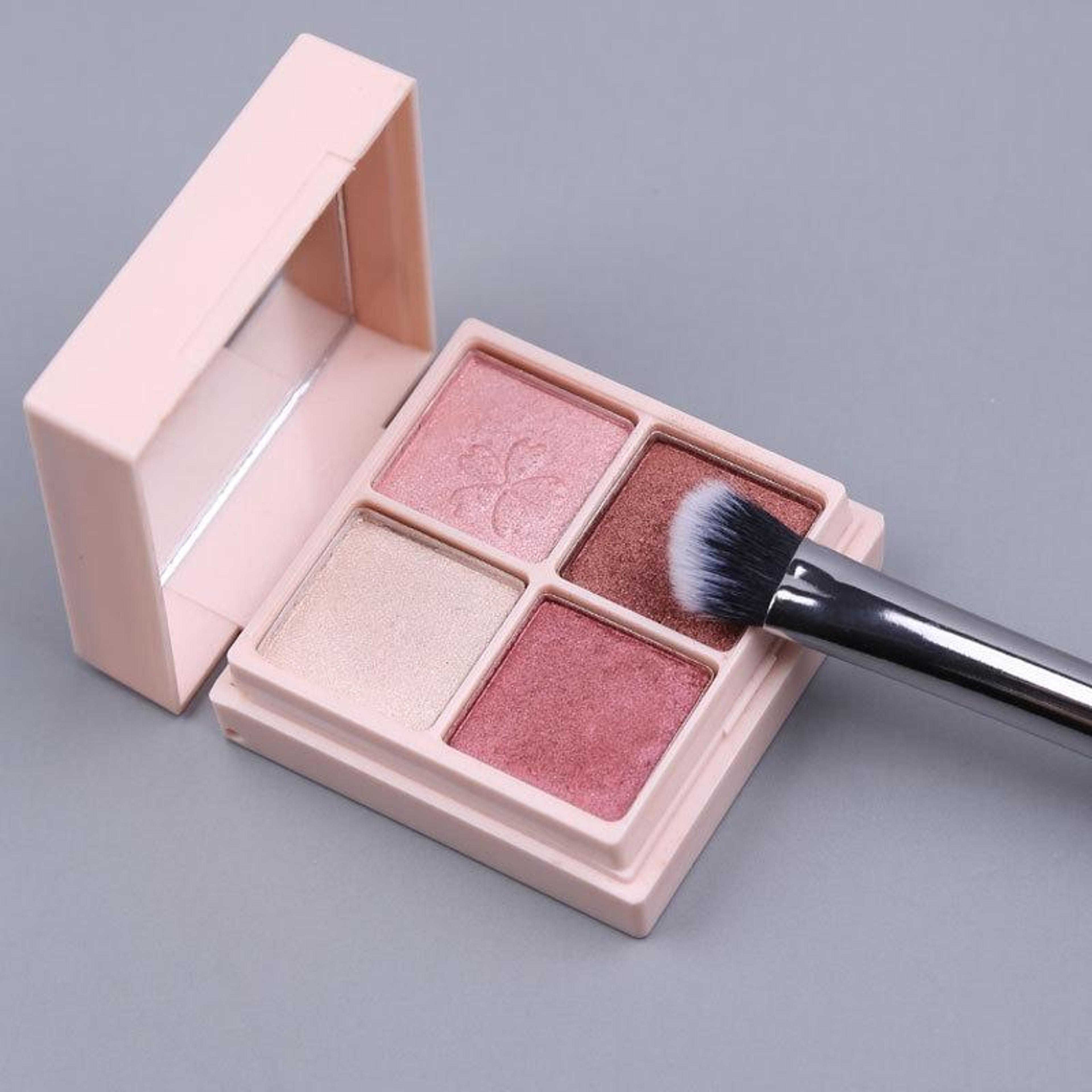 4 In 1 Portable Makeup Brush Set Makeup Brush Set With Foundation  Eyeshadow Brushes 4