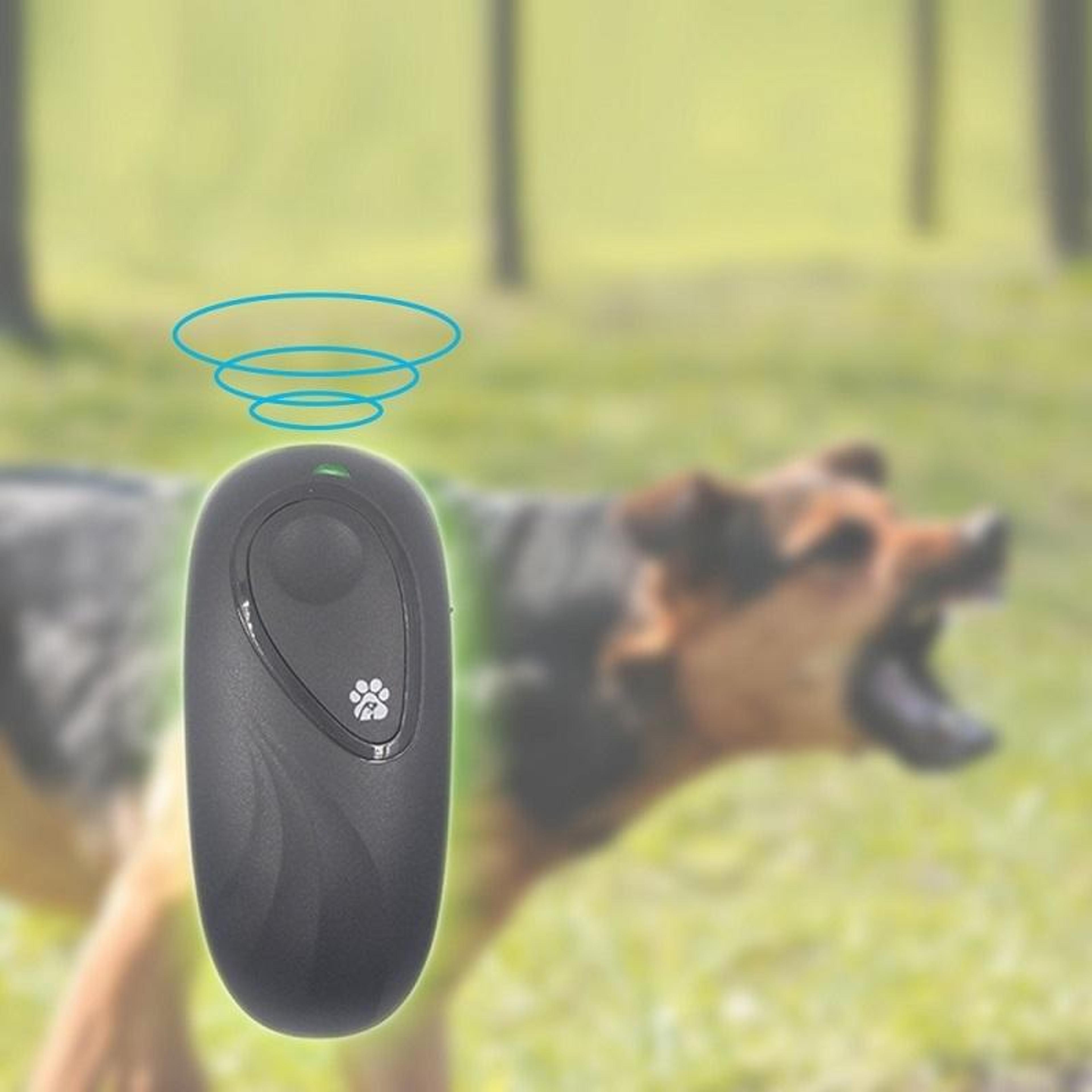 Ultrasonic Dog Trainer Portable Bark Control  Adjustable Frequency Dog Repeller 0