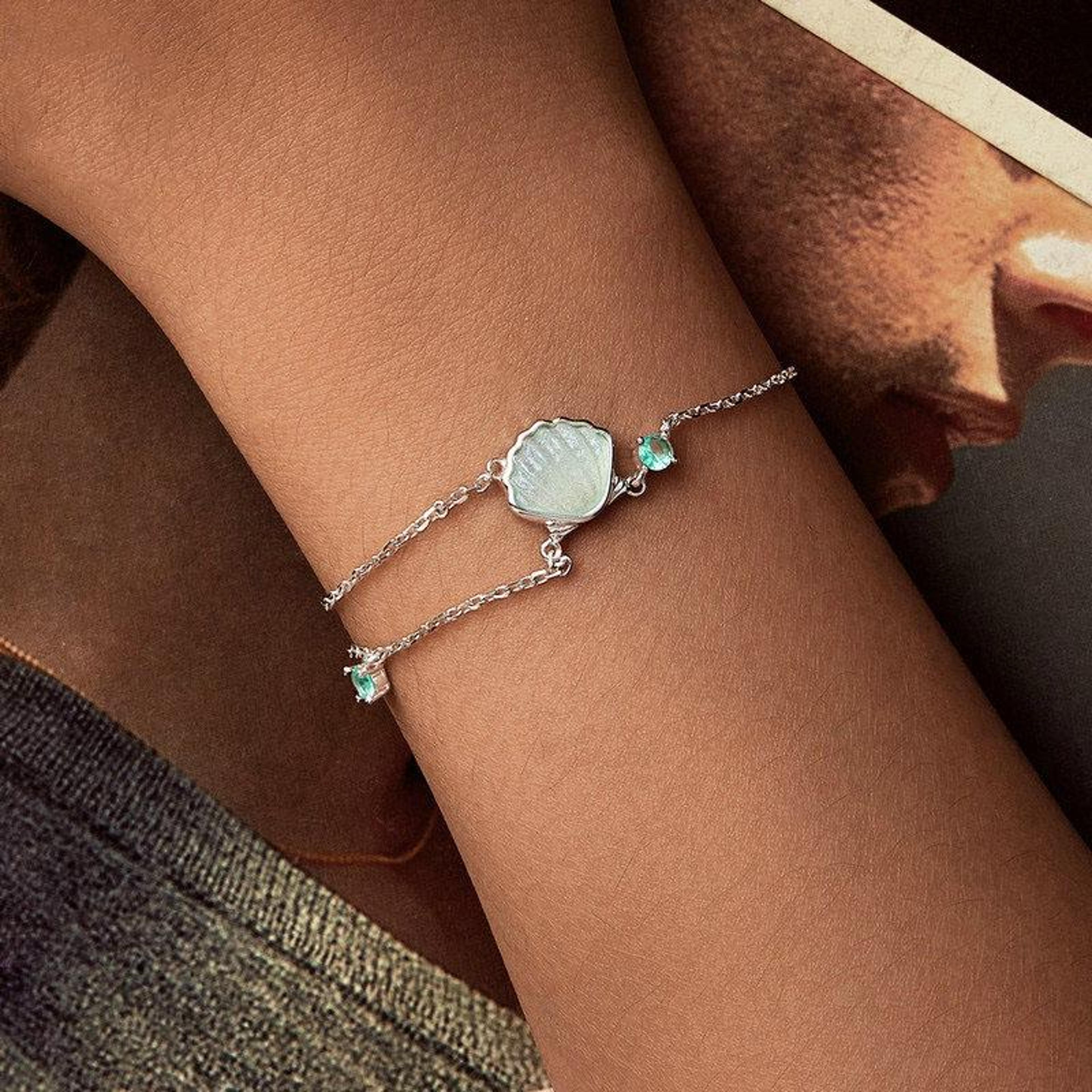 Timeless Sterling Silver Platinum Plated Ocean Shell Bracelet 0