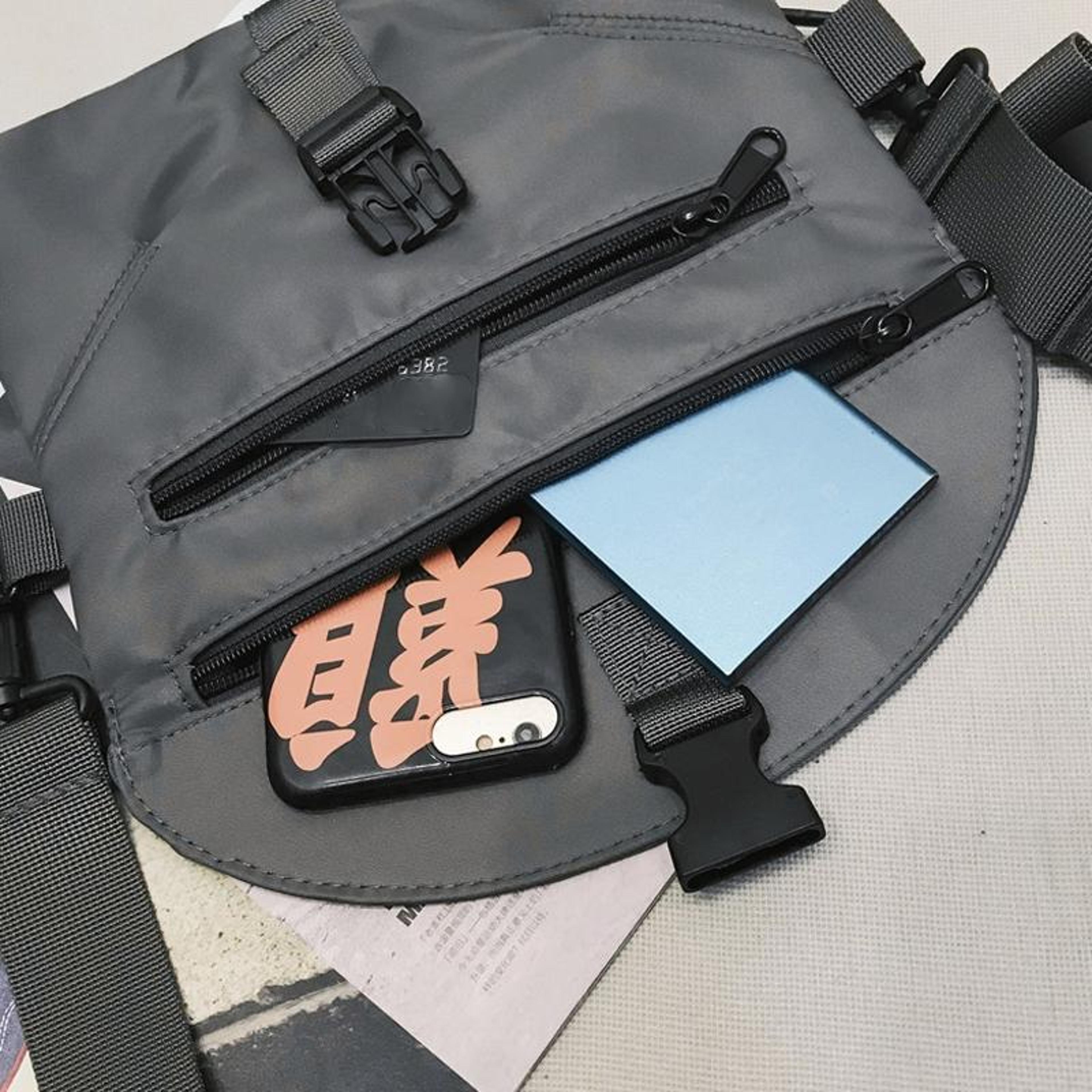 Durable Small Nylon Crossbody Bag Casual Work  Everyday Shoulder Bag 3