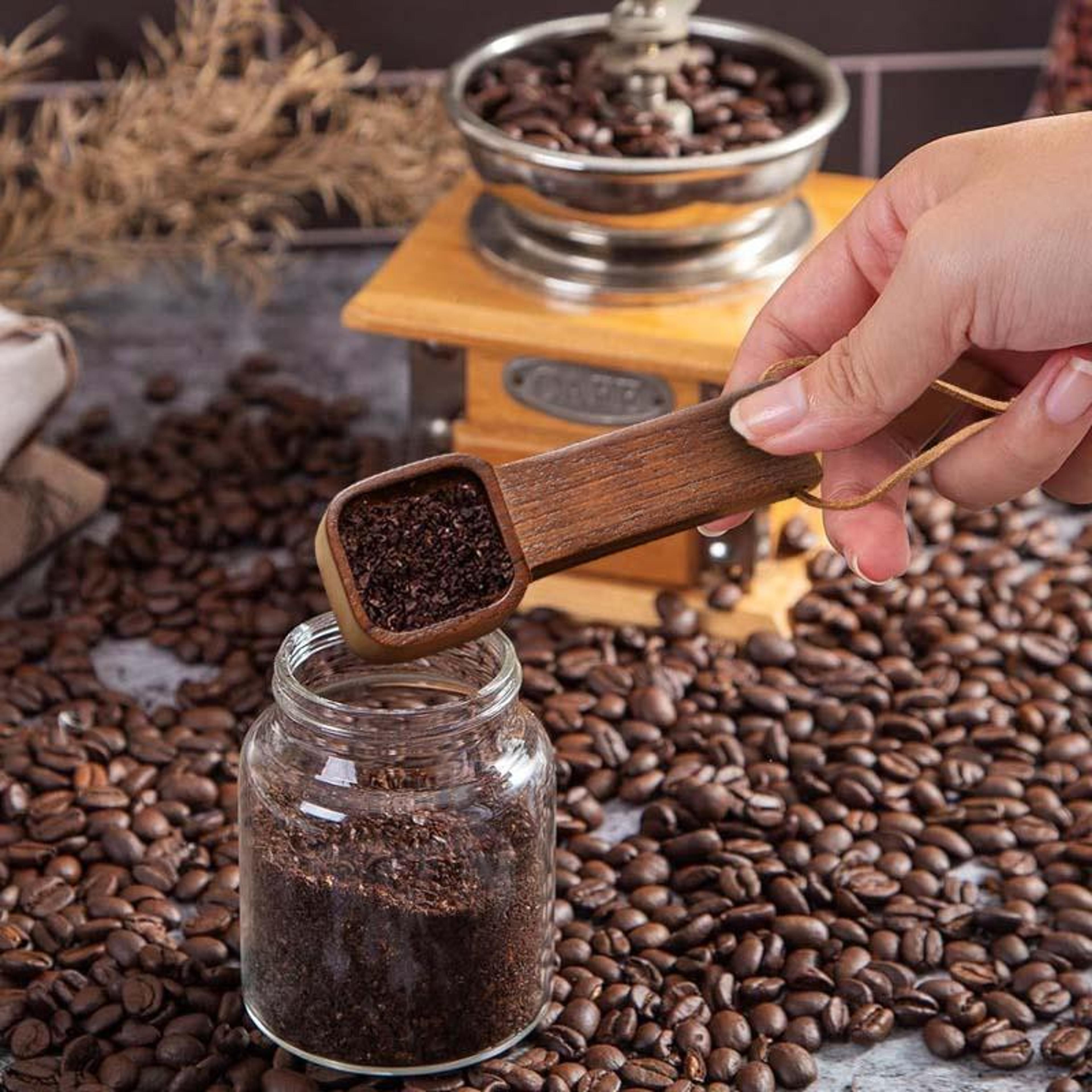 Solid Wood Coffee Measuring Spoon  Seasoning Scoop 0