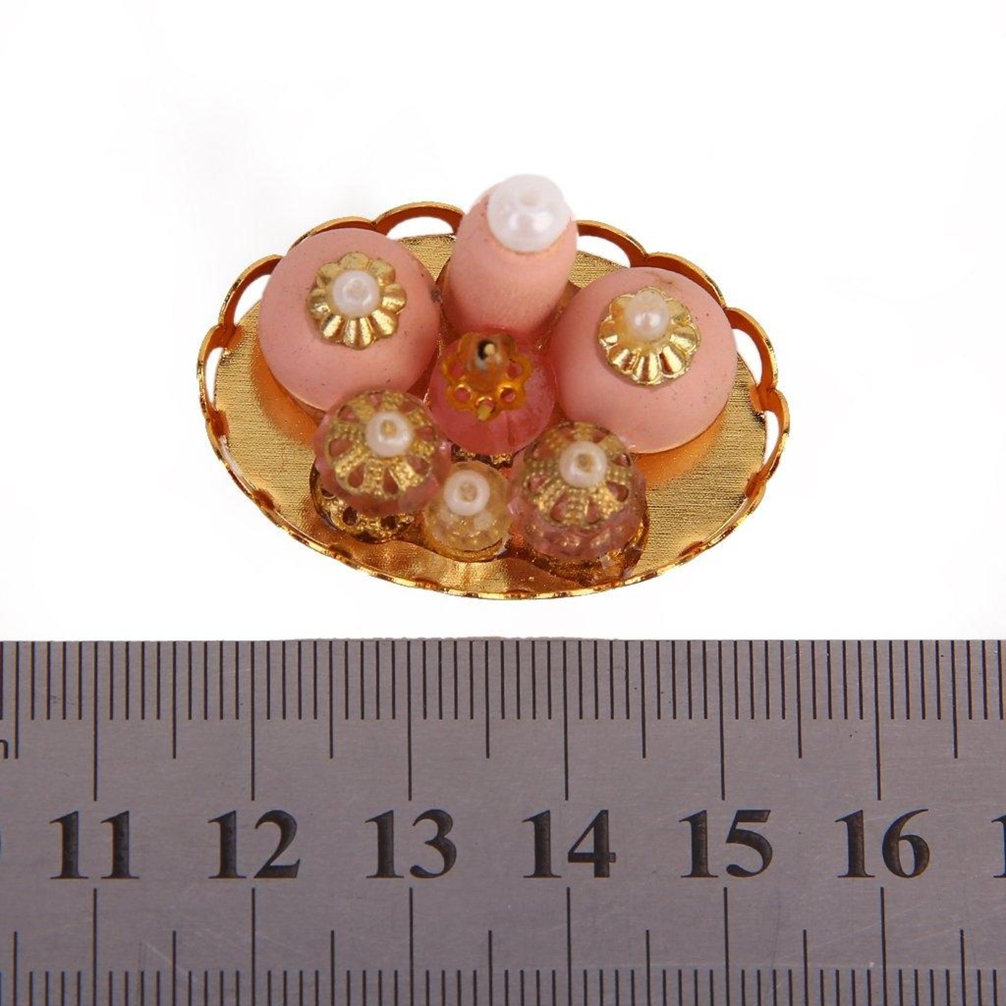 Miniature Dollhouse Vanity  Perfume Cosmetic Set For Scale Dollhouses 1