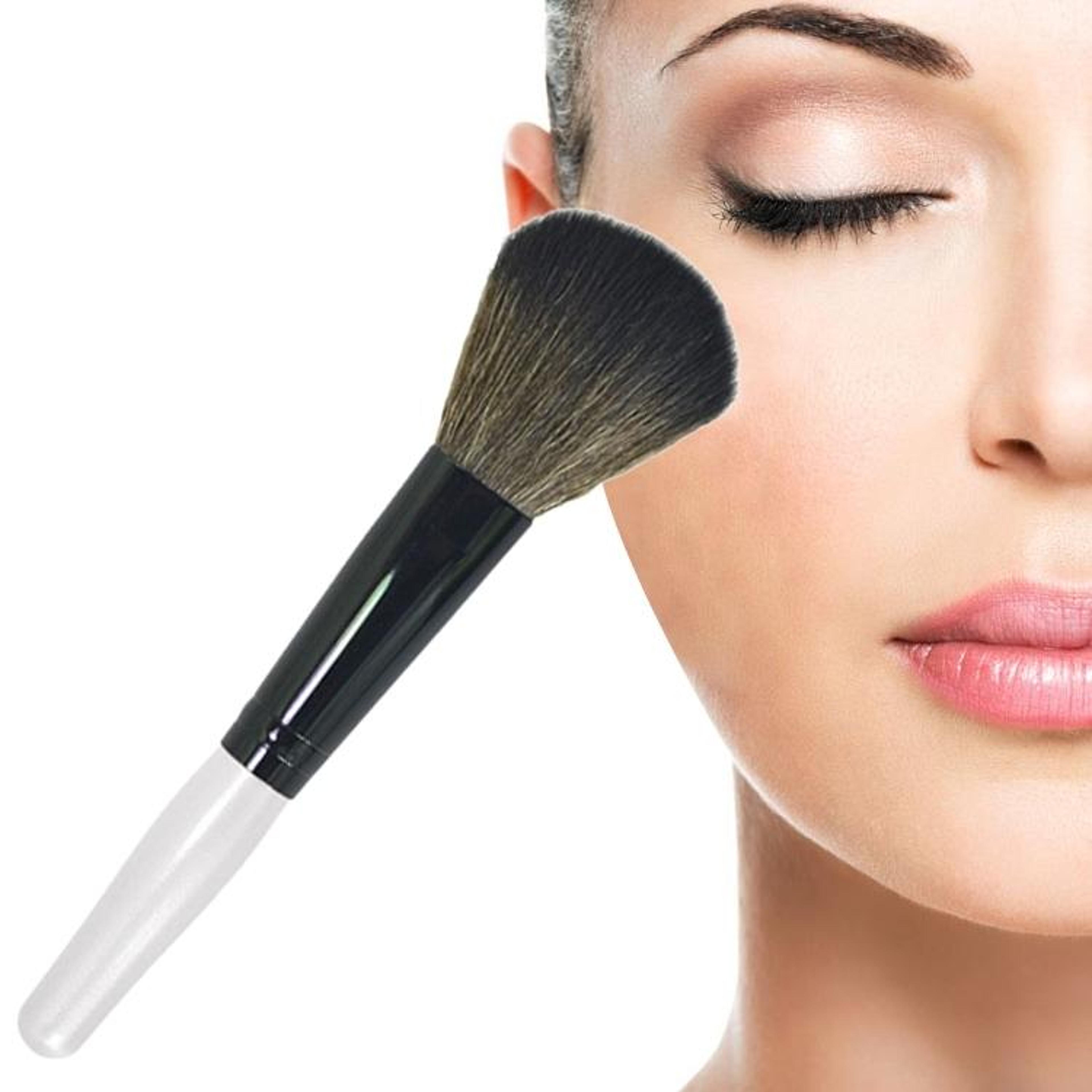 Soft Kabuki Foundation Brush Wooden Handle Makeup Brush For Powder Blush And Liquid Foundation 8