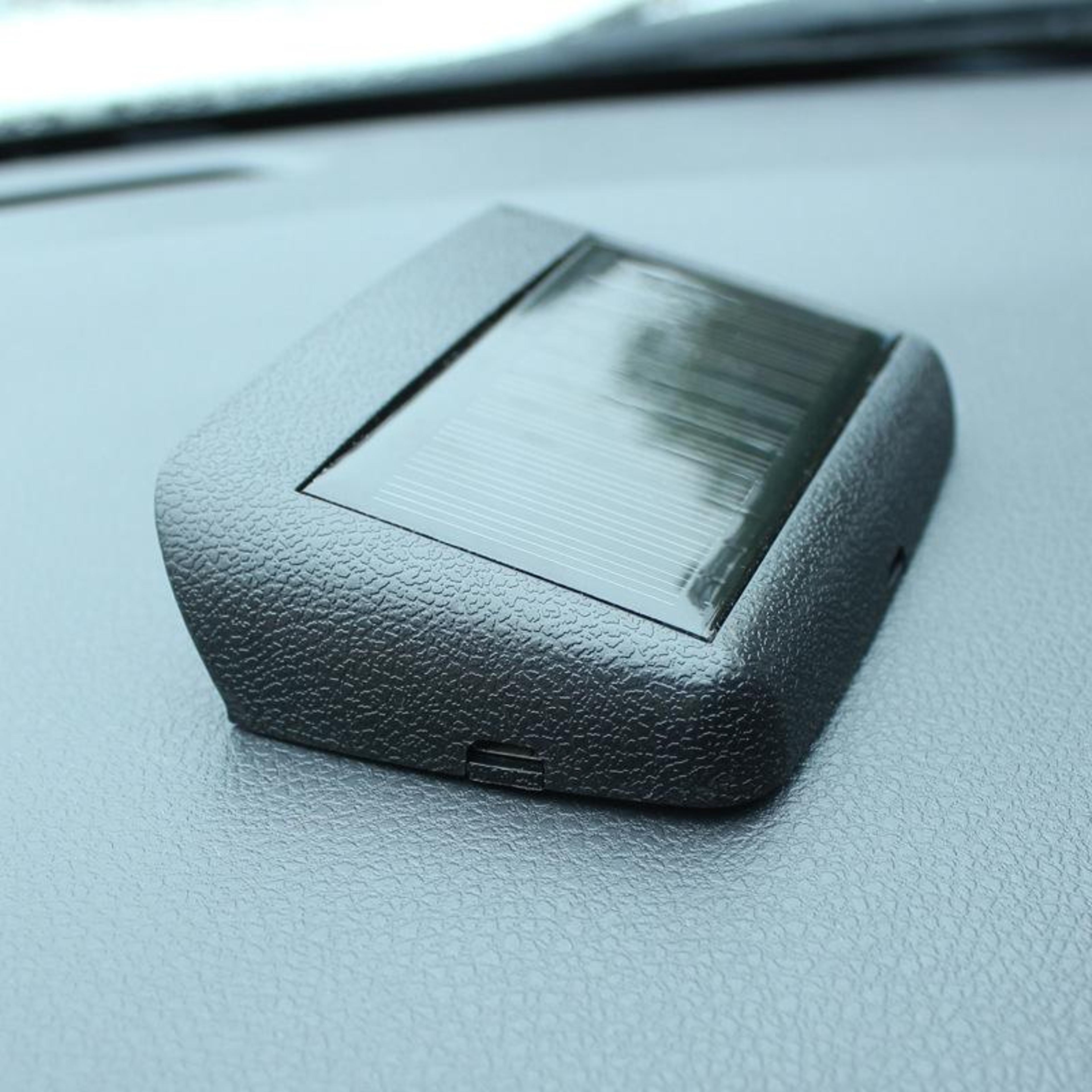 Solar Car Dashboard Clock Digital Car Clock With Temperature Date Week Display USB Rechargeable 3