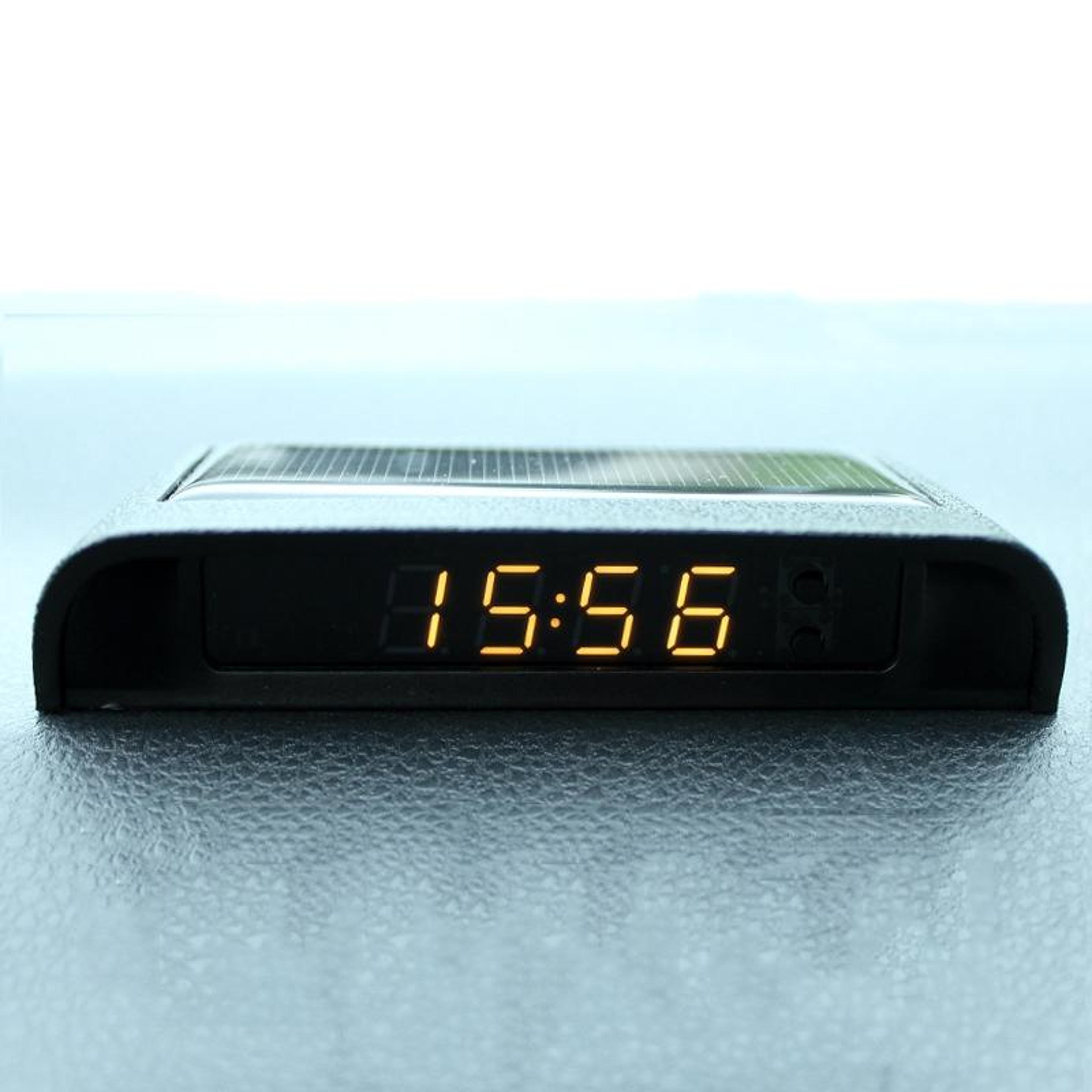 Car Clock Dashboard Digital Clock With Temperature Date Week Display USB Rechargeable 8