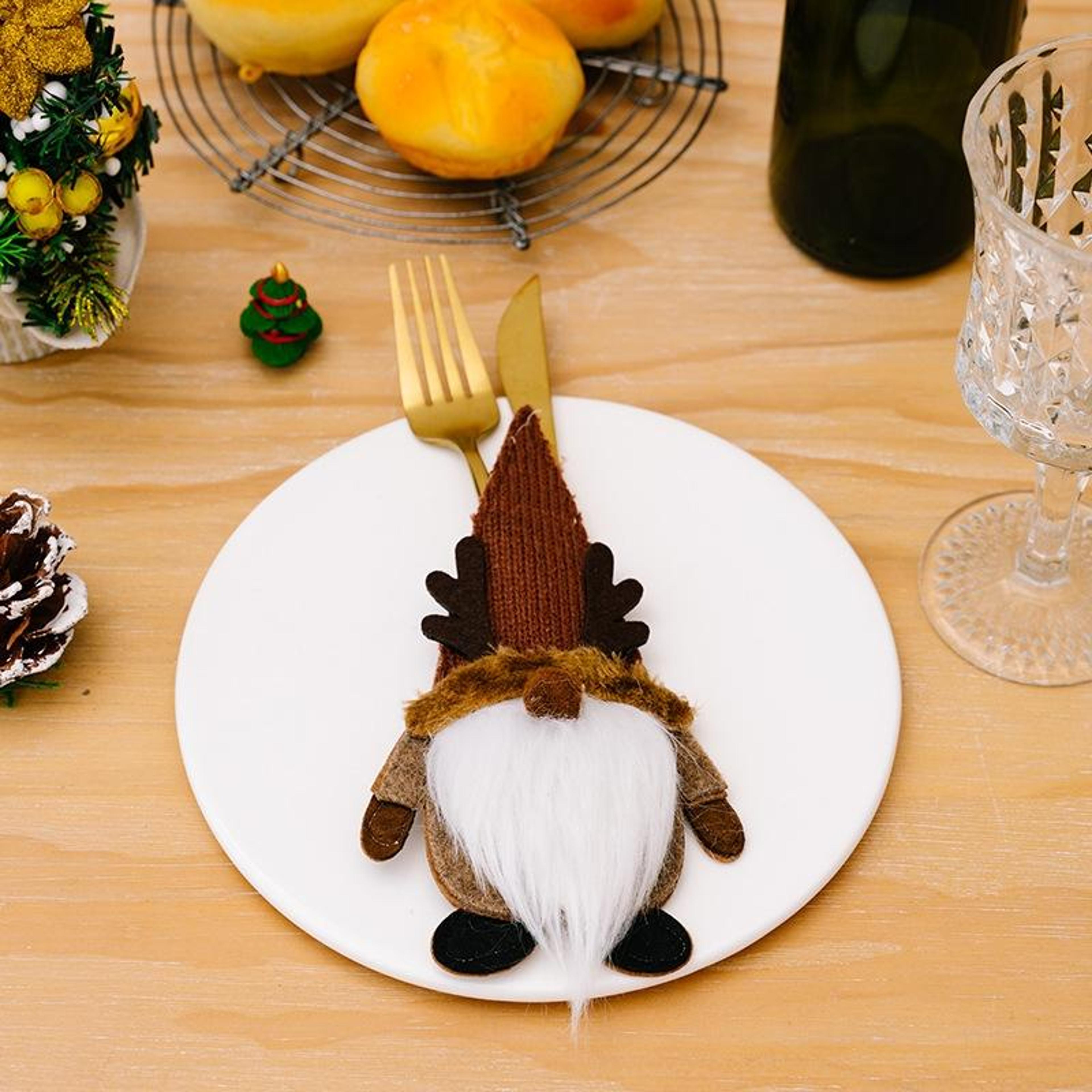 Christmas Cutlery Holders Cartoon Silverware Covers For Festive Table Decorations 7