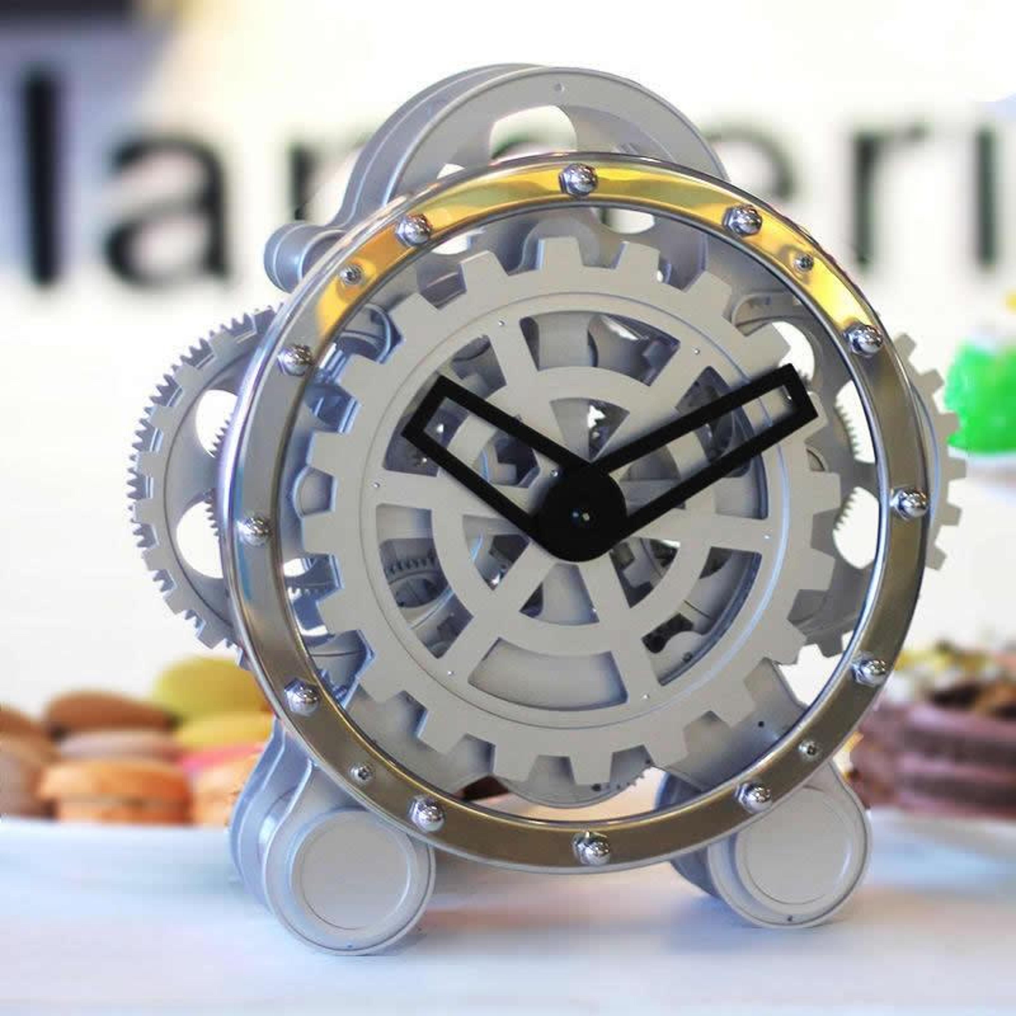 Rotating Gear Decorative Table Clock With Stainless Steel Base And Quartz Movement 3