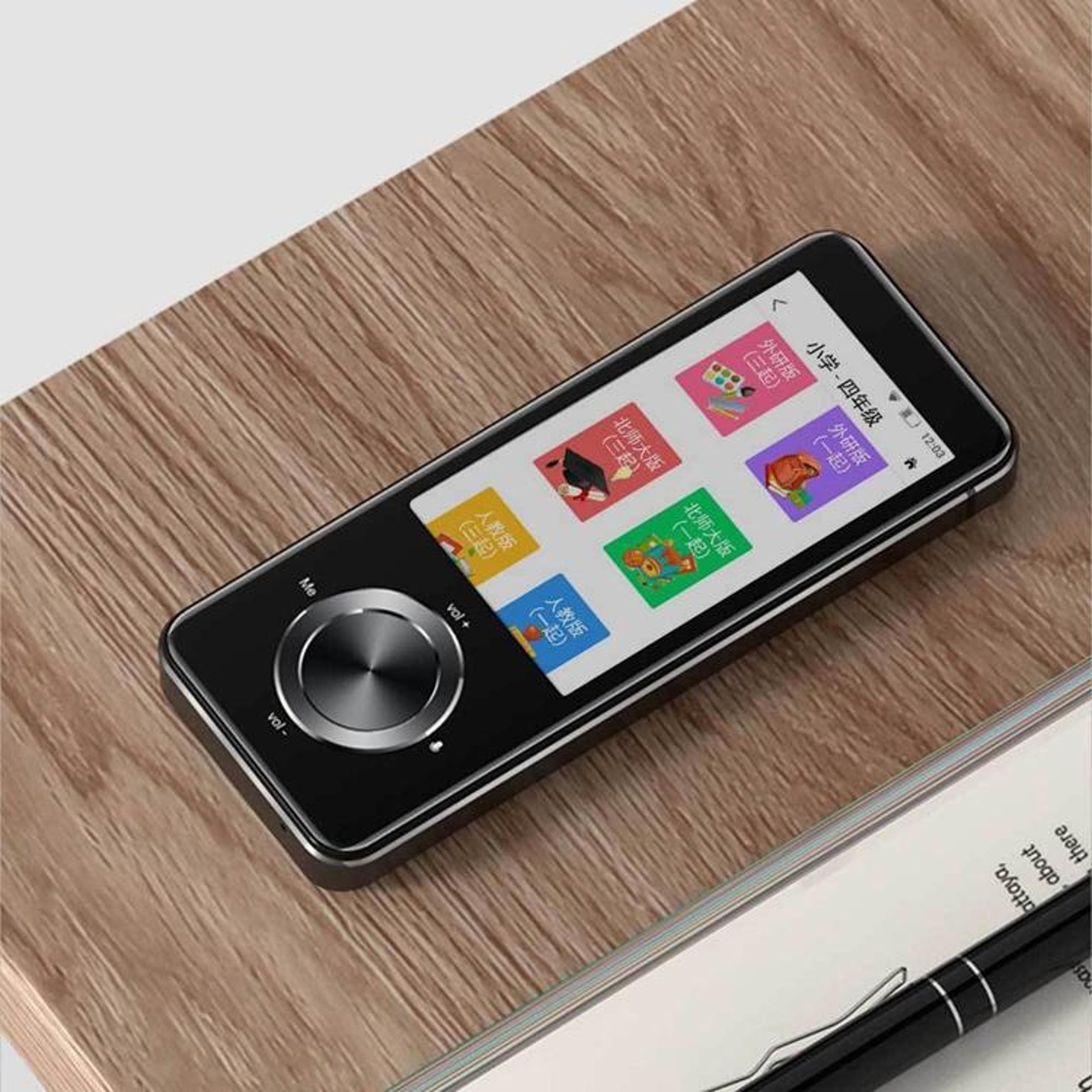 Offline Language Translator Portable Voice Translator Device For Travel 7